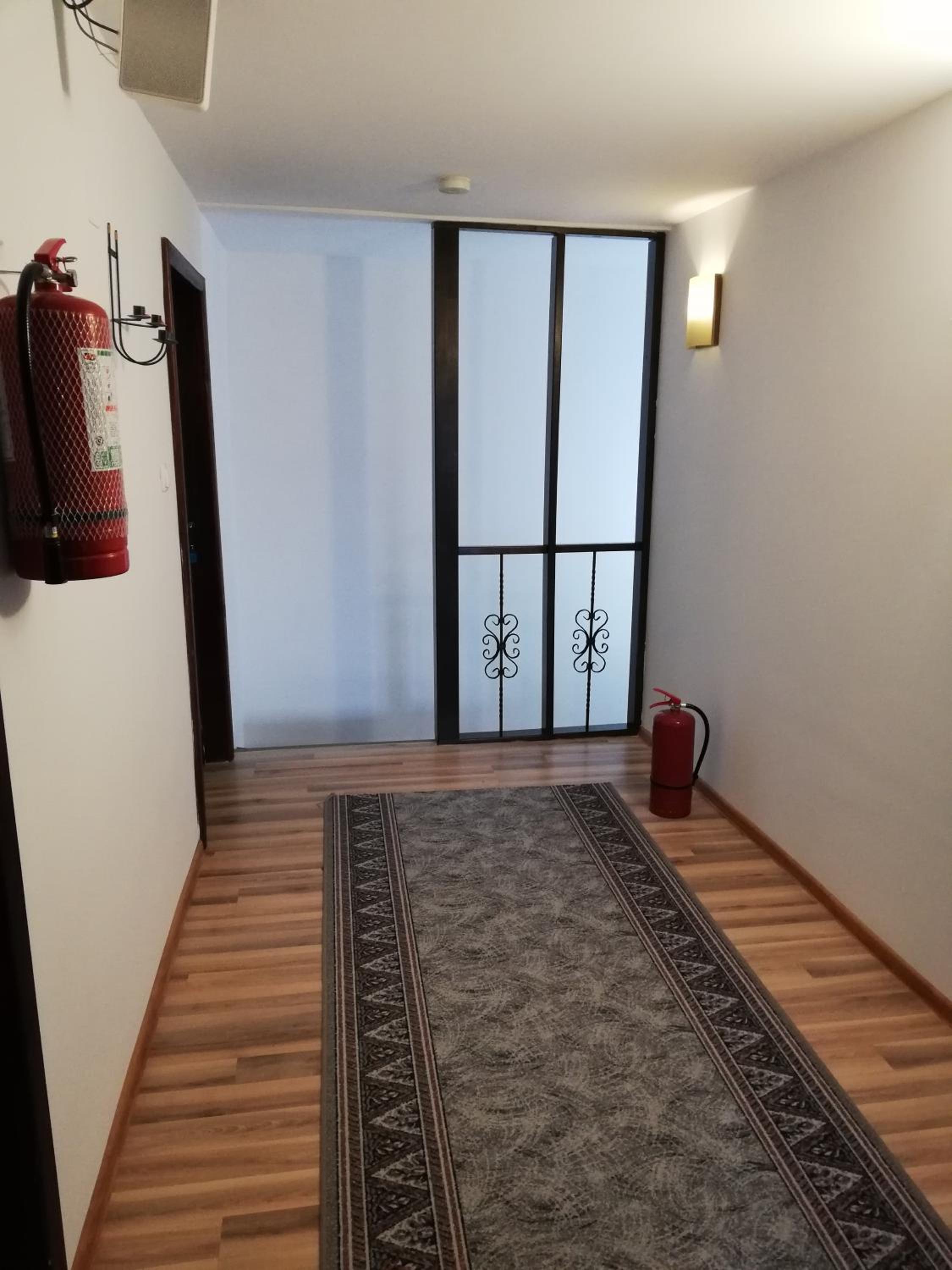 Twin Room - Photo 21