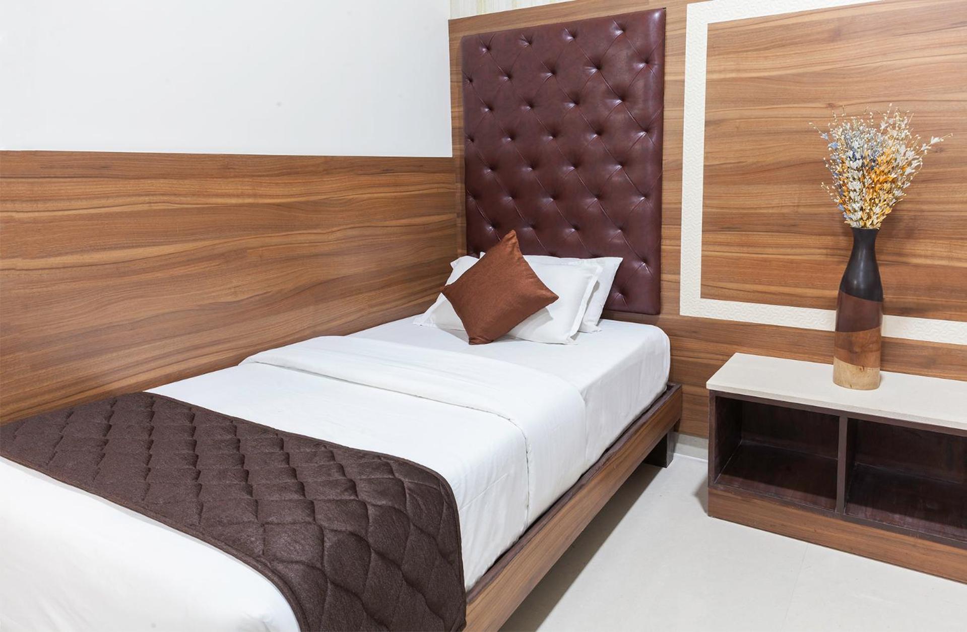 Double Comfort A/C Room - Photo 5