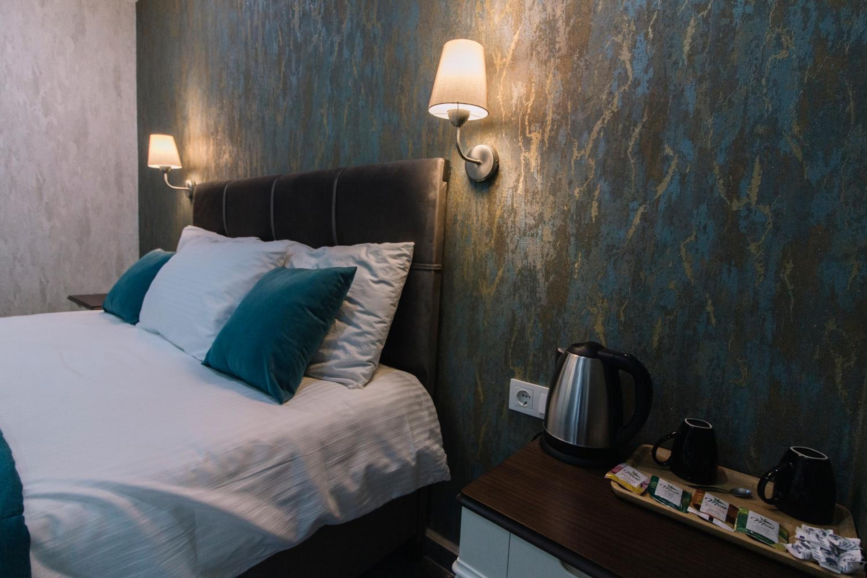 Double Room - Photo 11