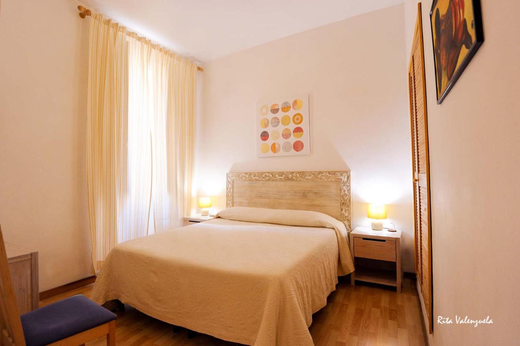Double Room with Private Bathroom photo 2
