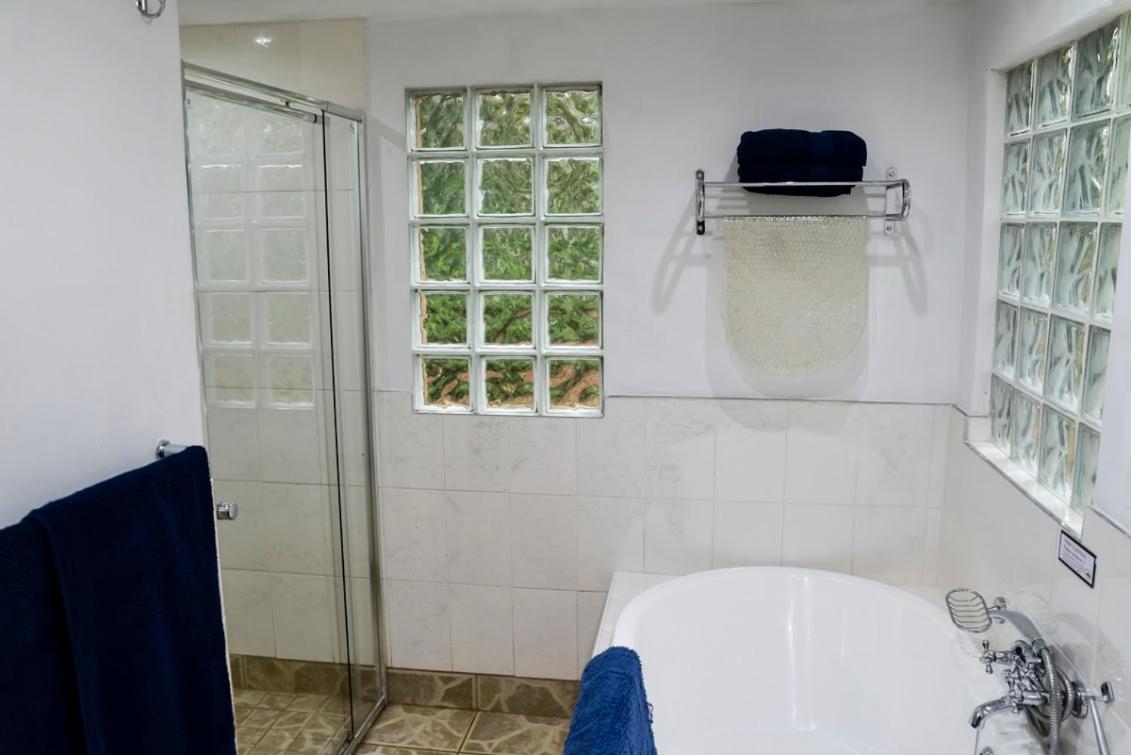 Three-Bedroom Cottage photo 2