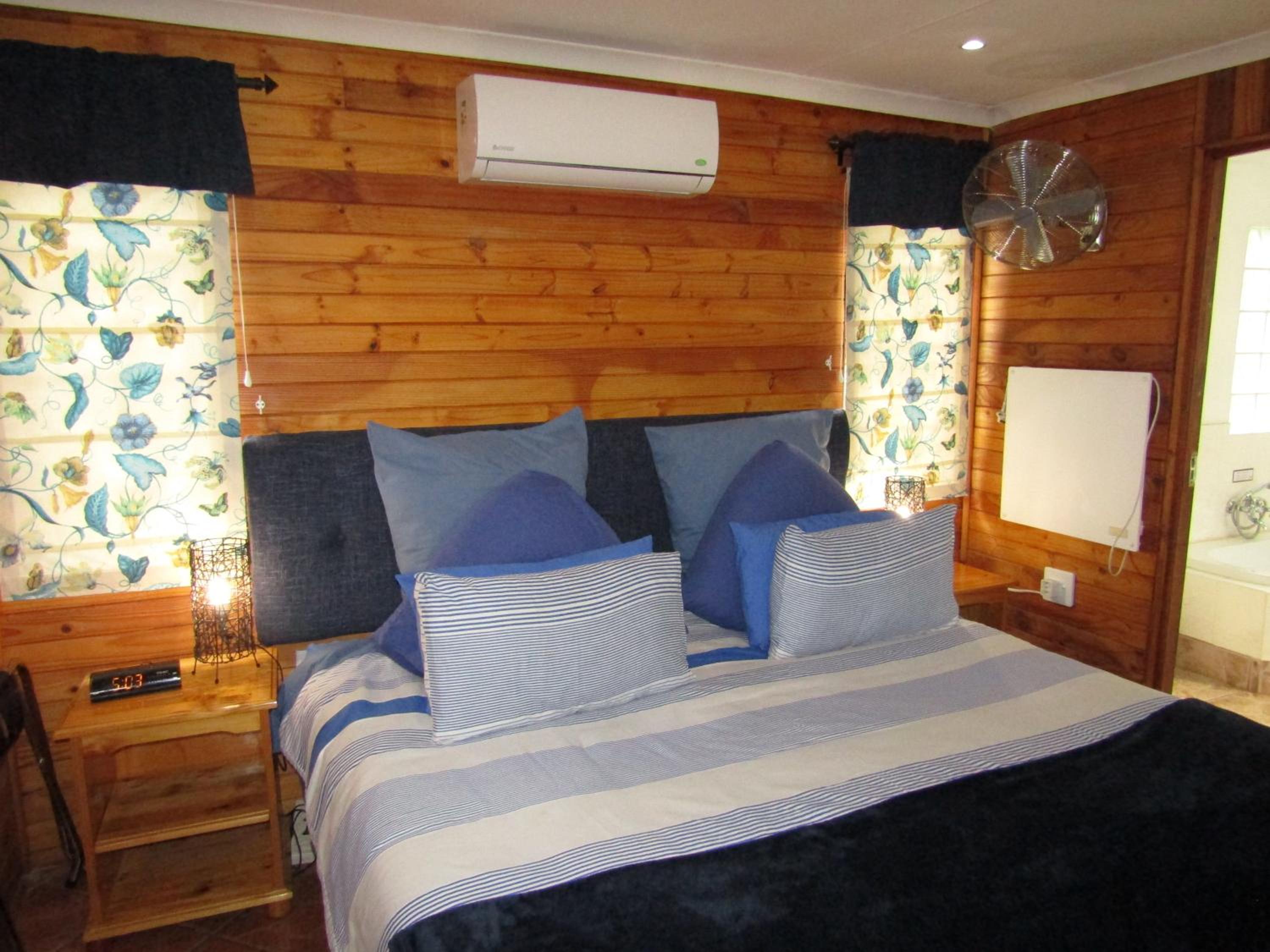 Three-Bedroom Chalet photo 1