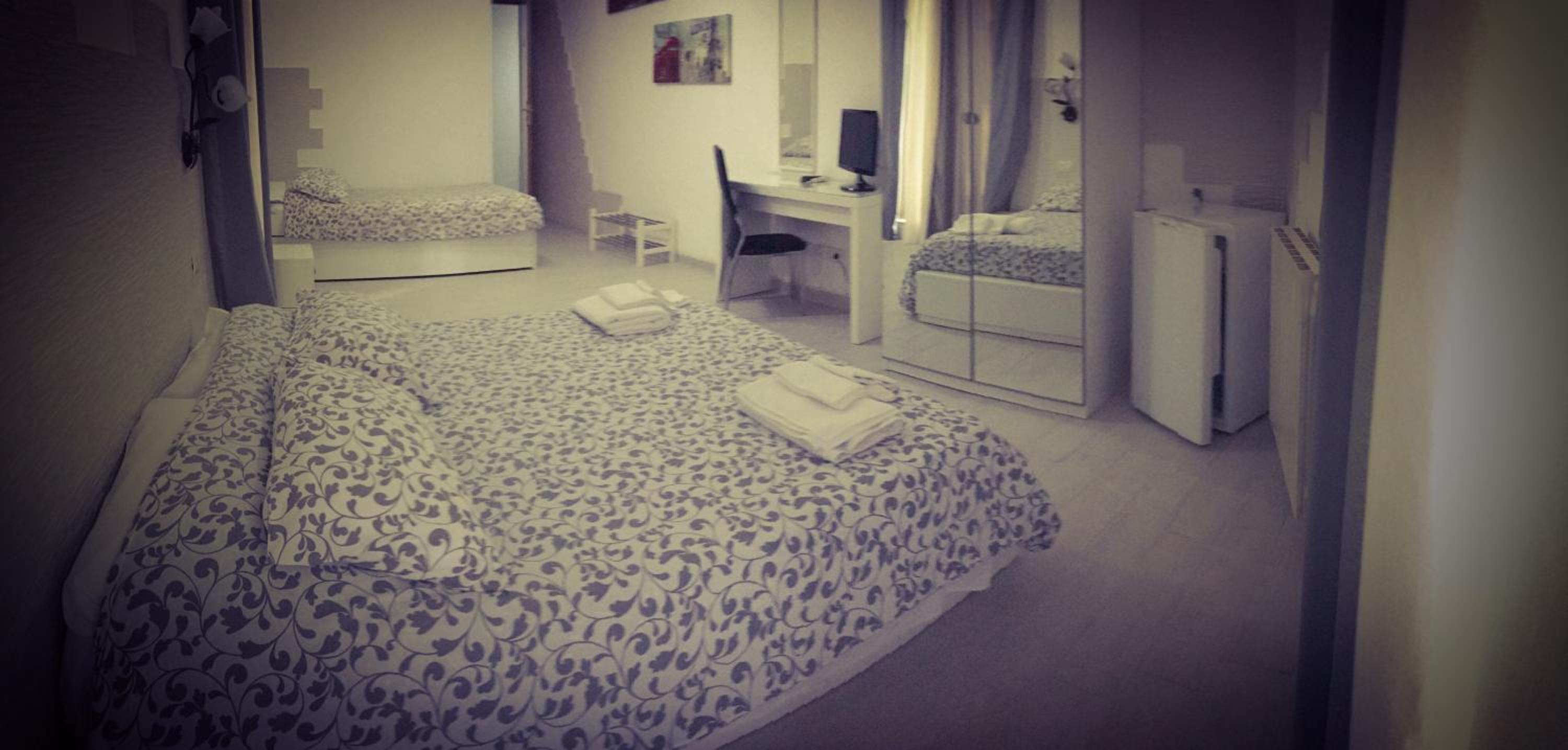 Triple Room - Photo 5