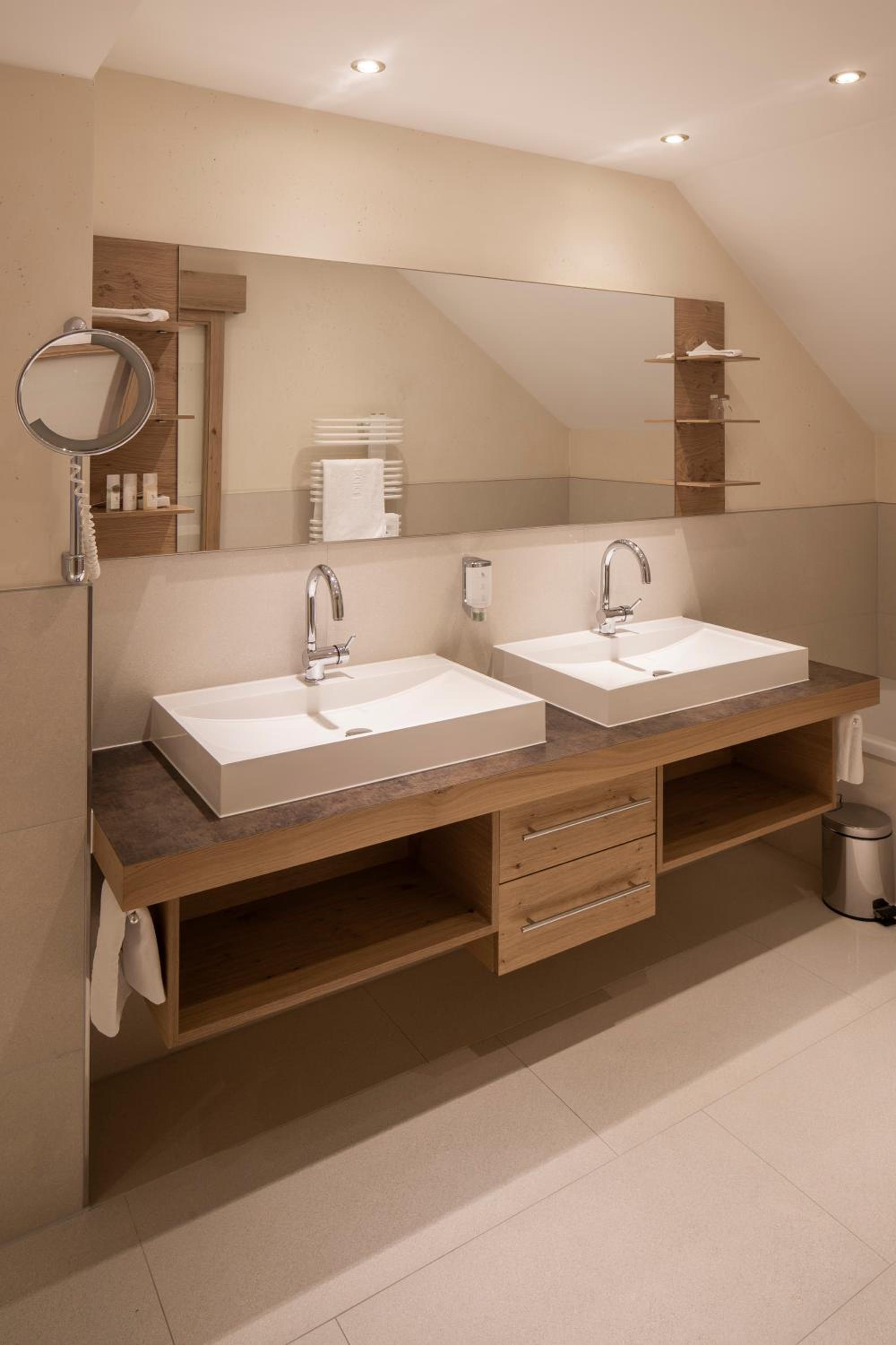 Deluxe Double Room - Photo 2