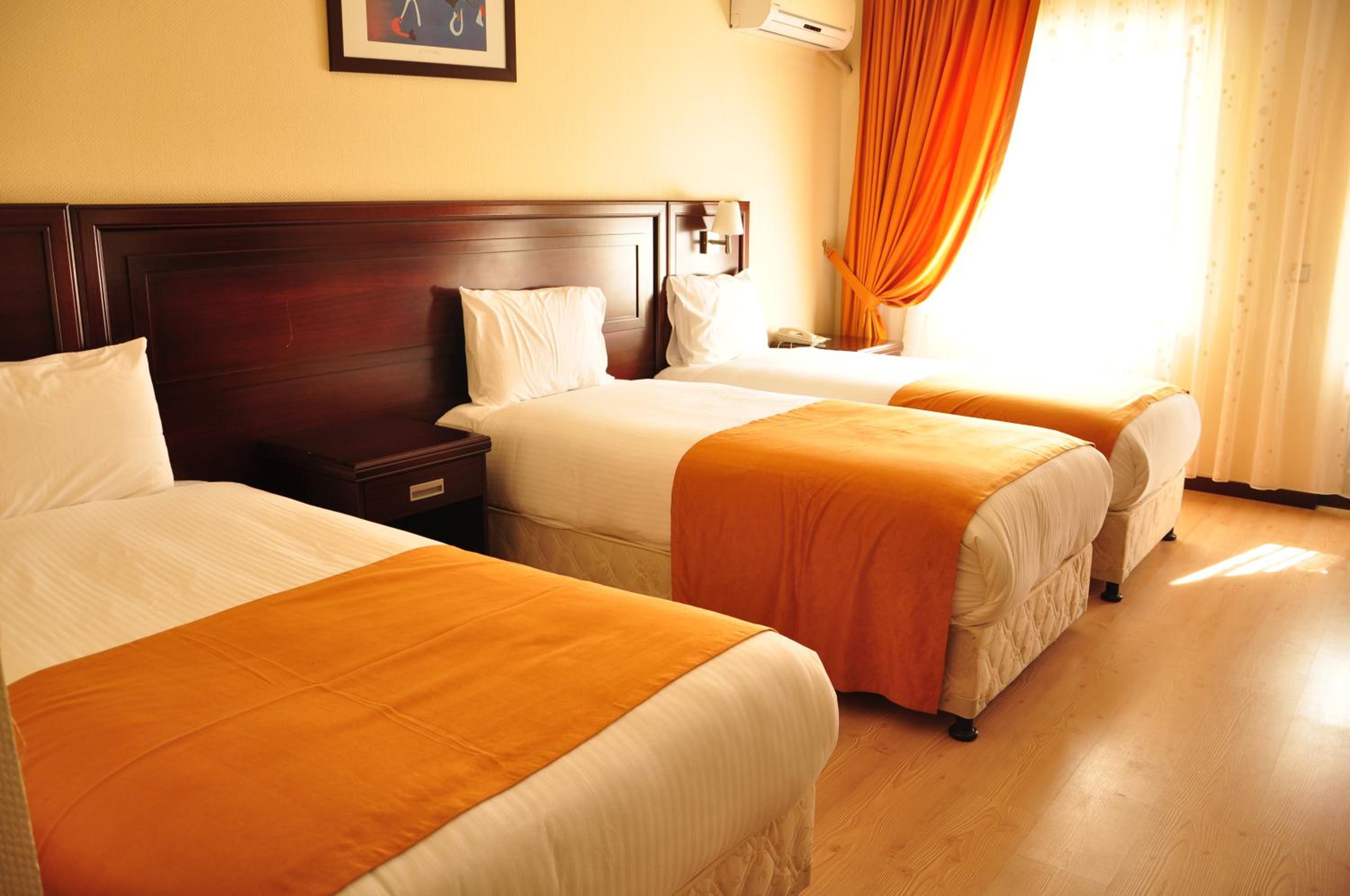 Triple Room with Balcony