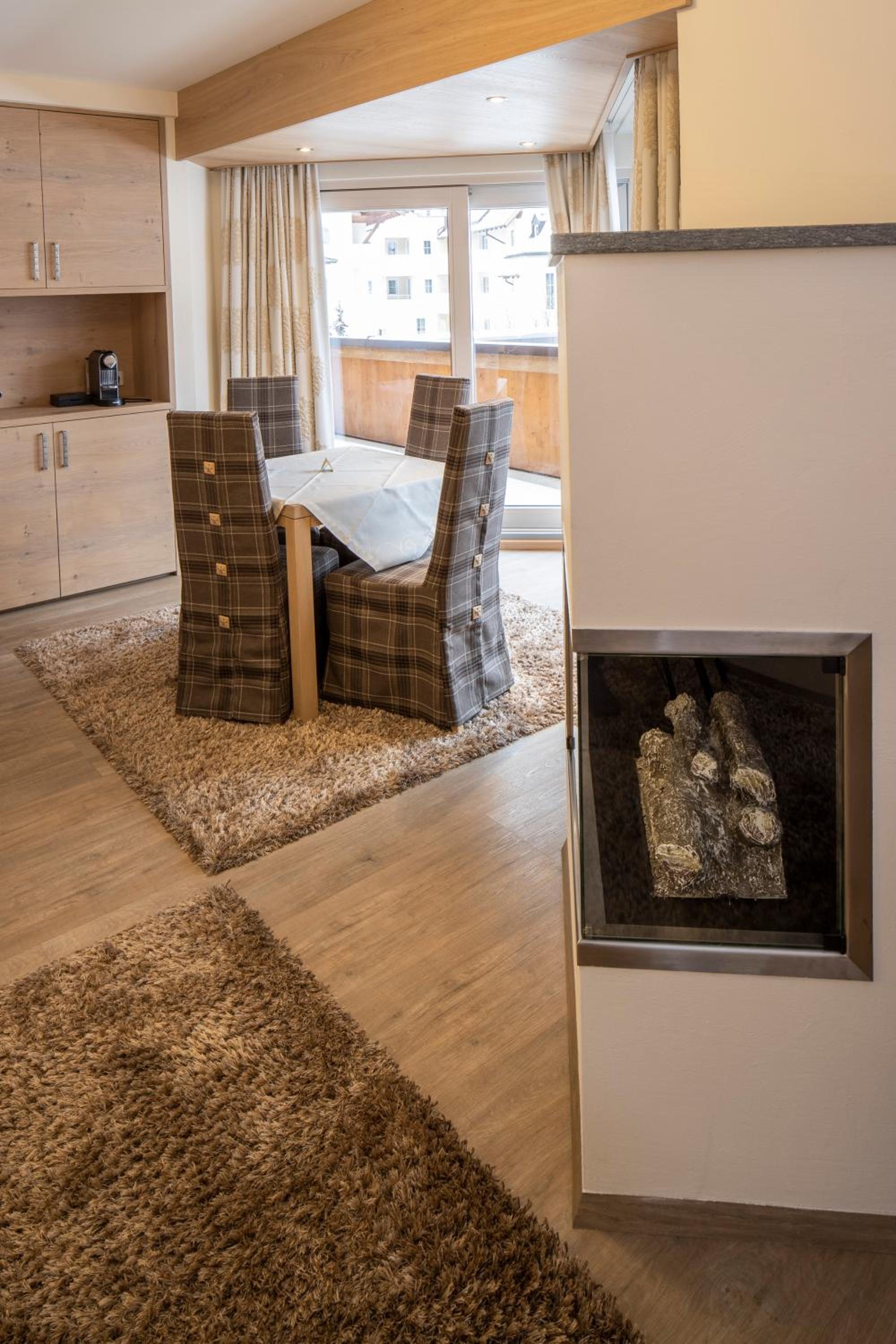 Post Suite - Photo 4