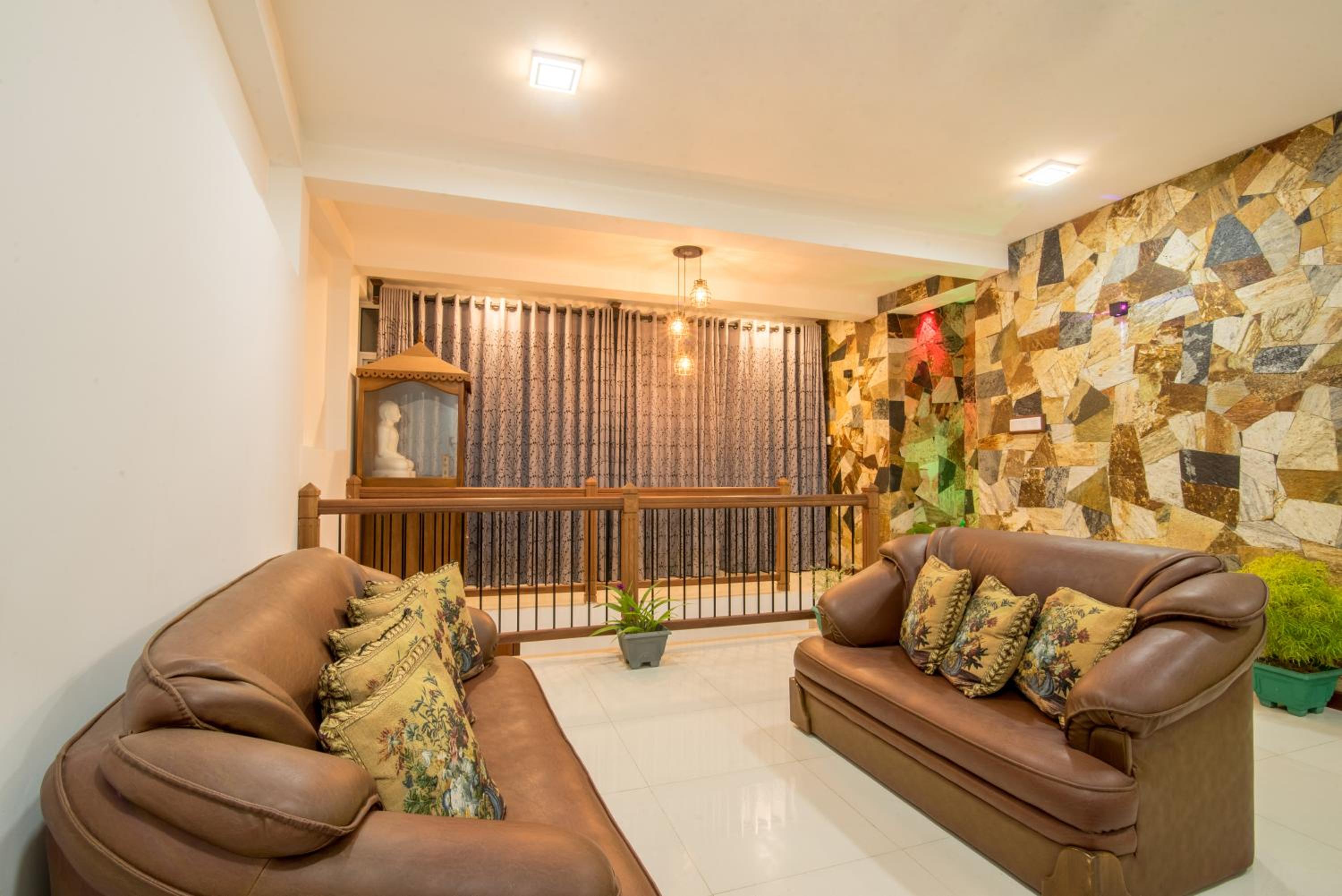 Family Room with Balcony photo 1
