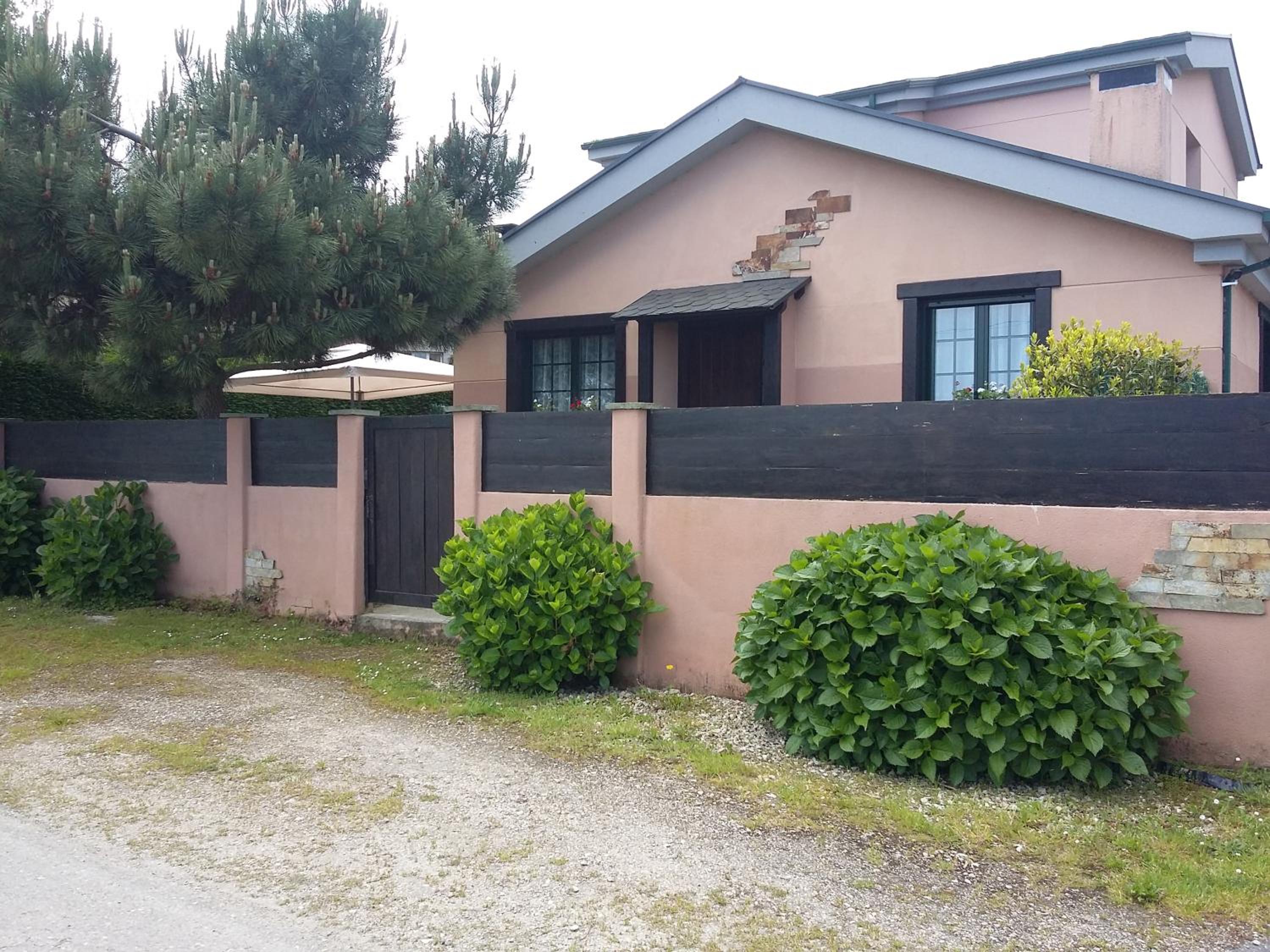 Two-Bedroom House photo 2