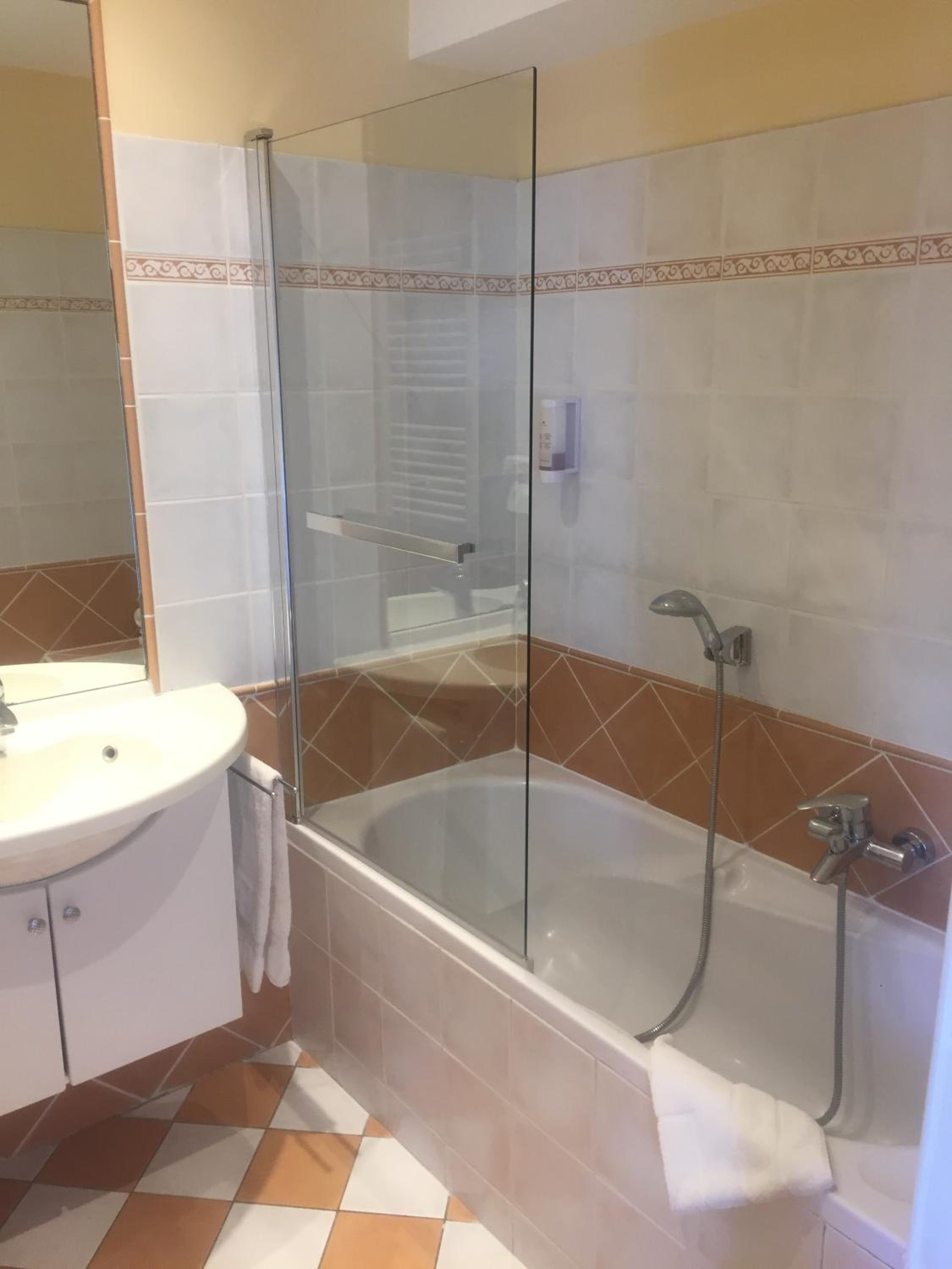 Superior Double Room - Photo 20