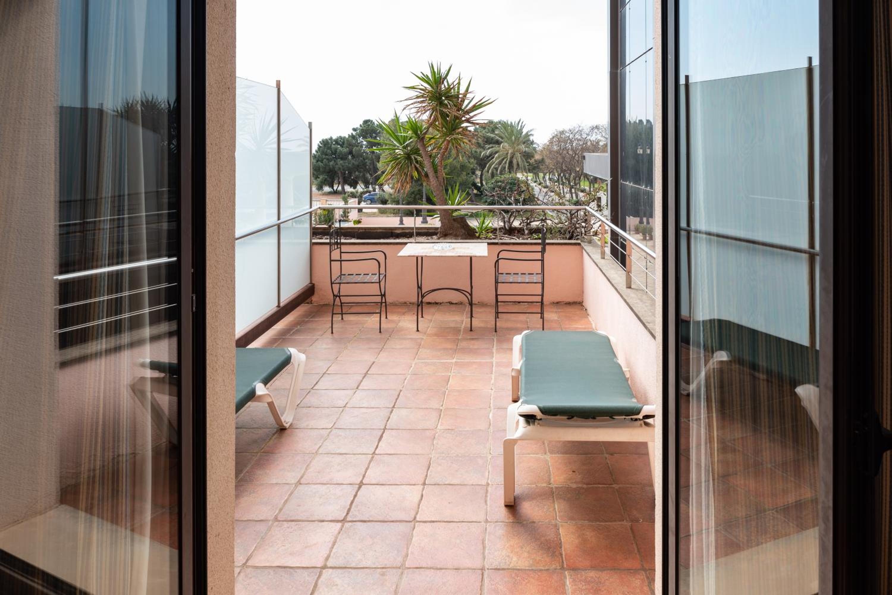 Deluxe Double or Twin Room with Balcony photo 2