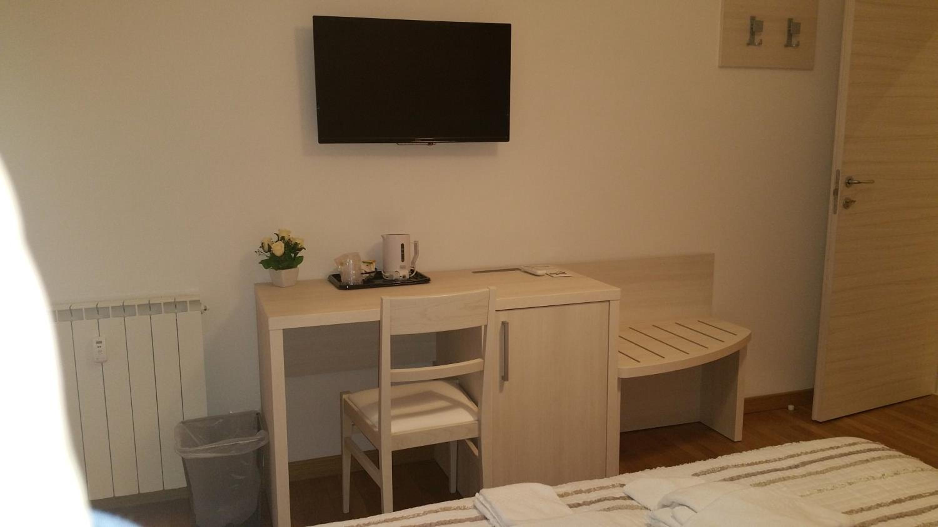 Double or Twin Room photo 1