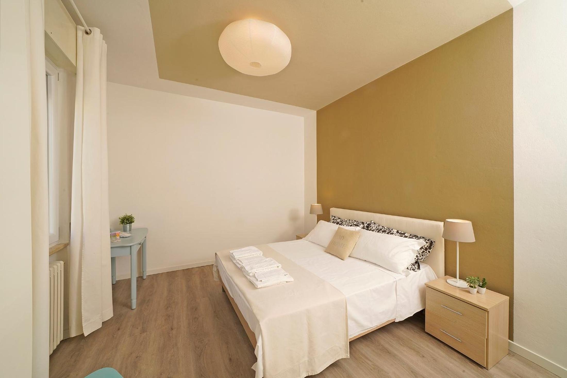 Large Two-Bedroom Apartment photo 2