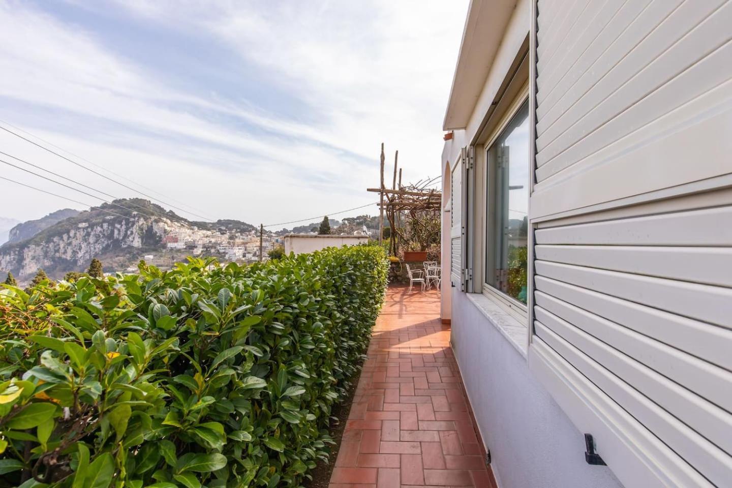 Two-Bedroom Villa with Sea View - Photo 36