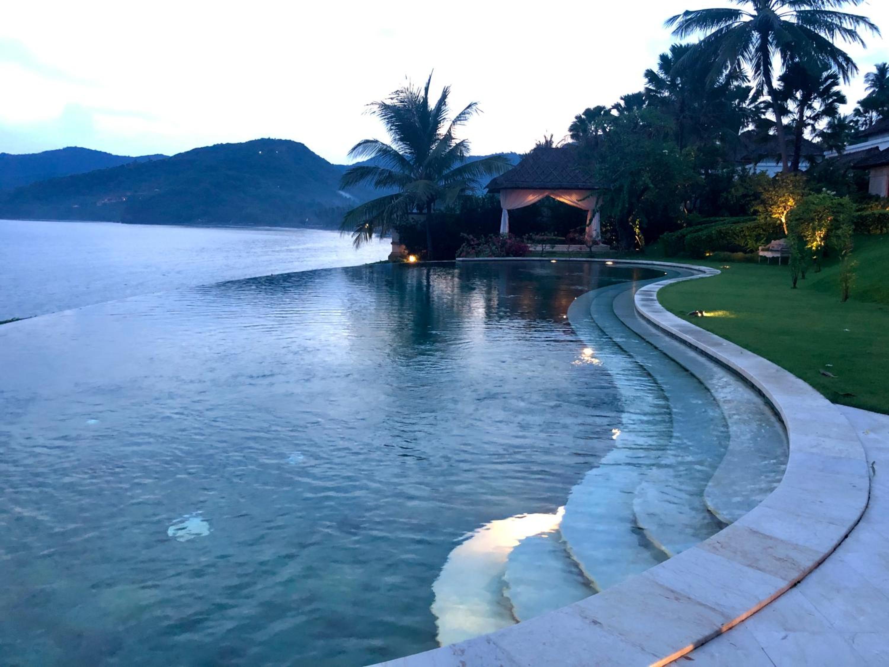 Villa - Beach Front photo 2