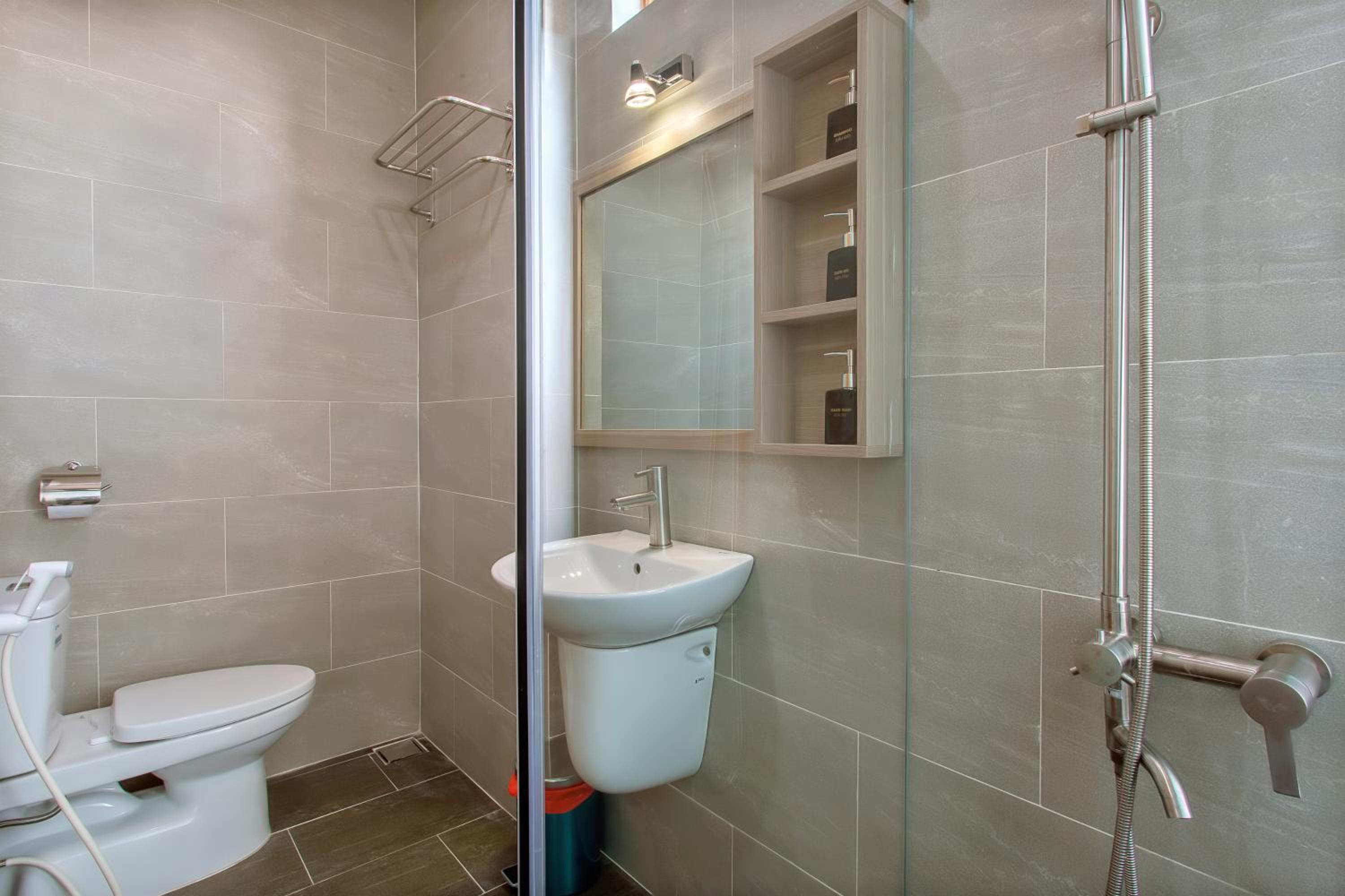 Triple Room with Balcony - Photo 5
