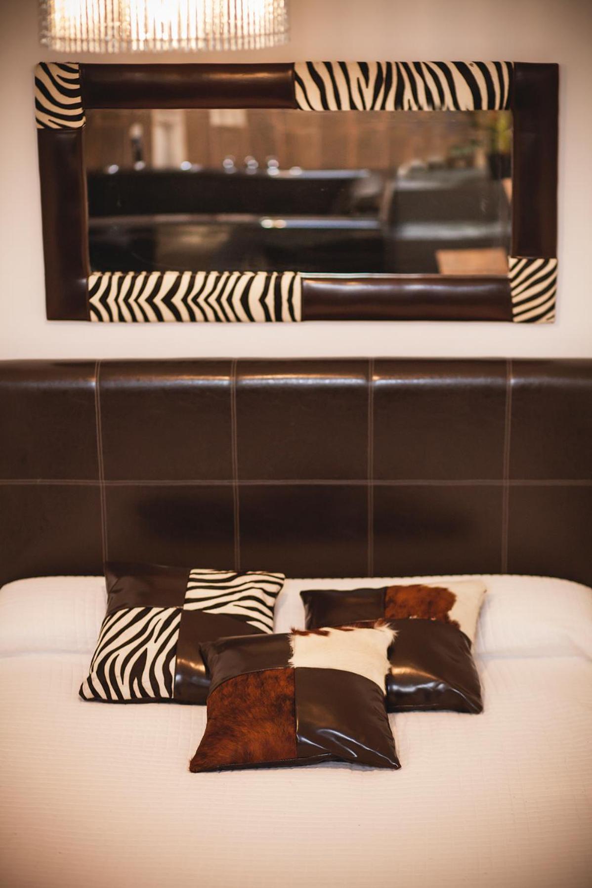 Queen Room with Spa Bath - Photo 16