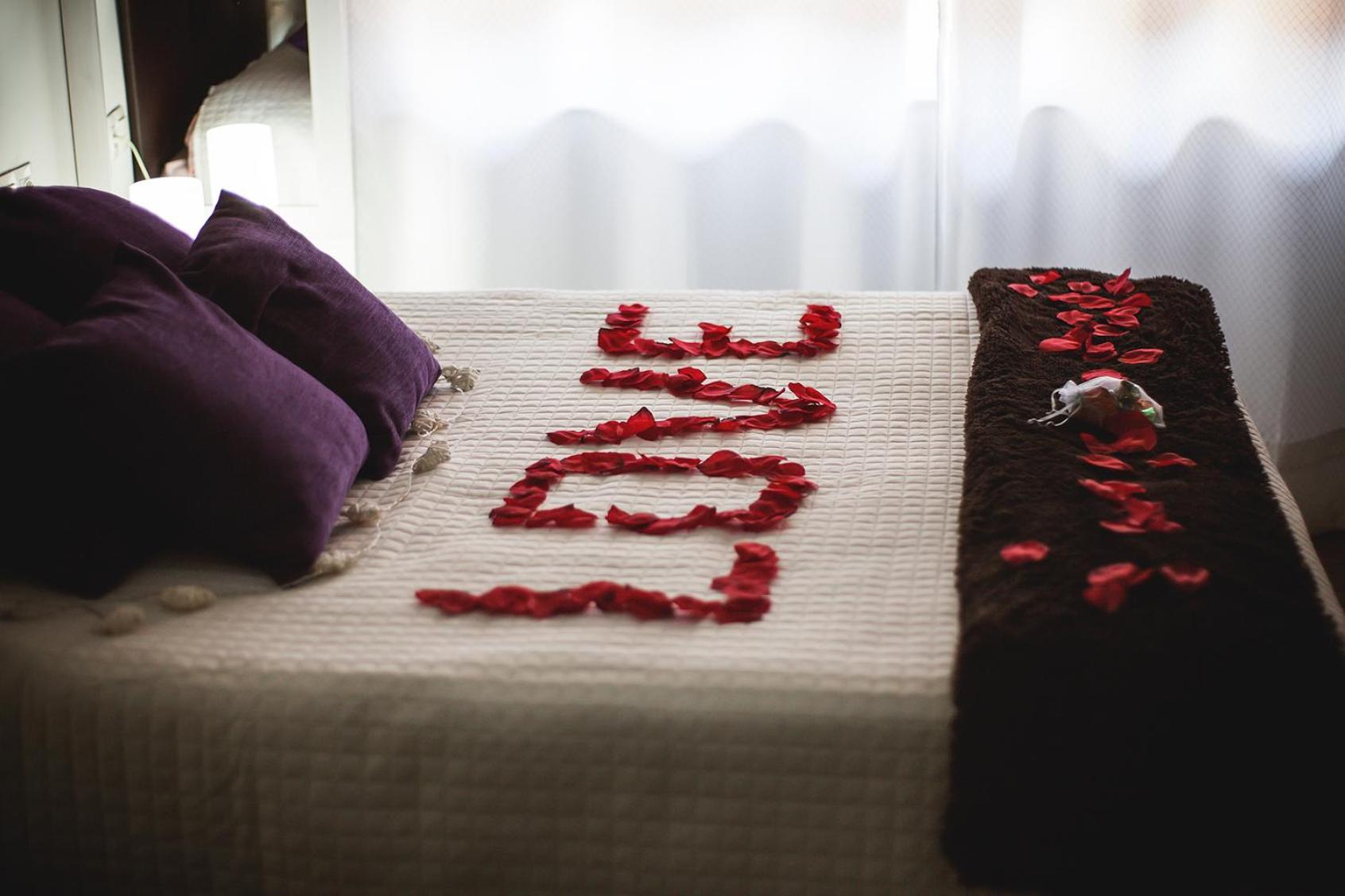 Double Room with Spa Bath - Photo 17