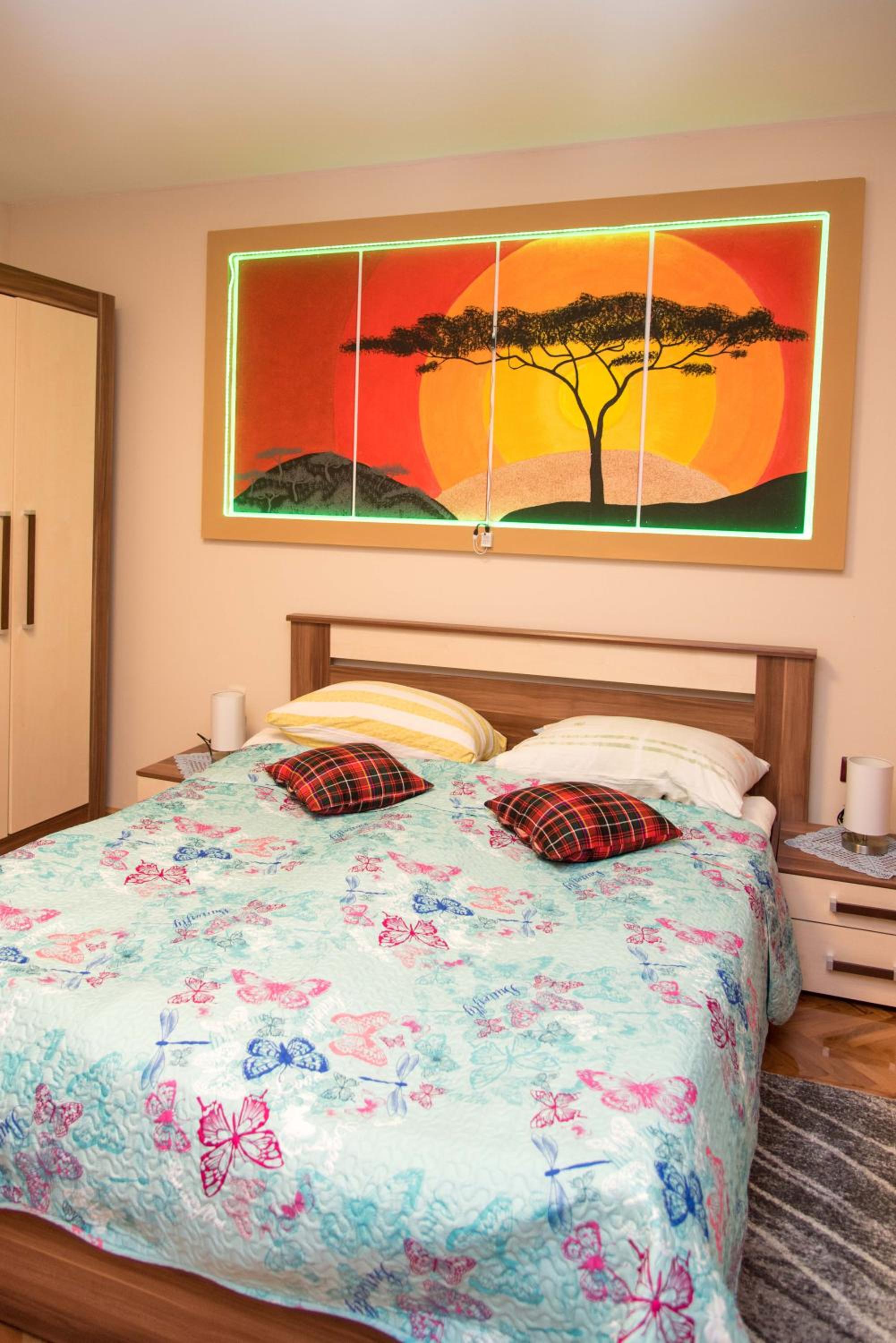 Large Double or Twin Room