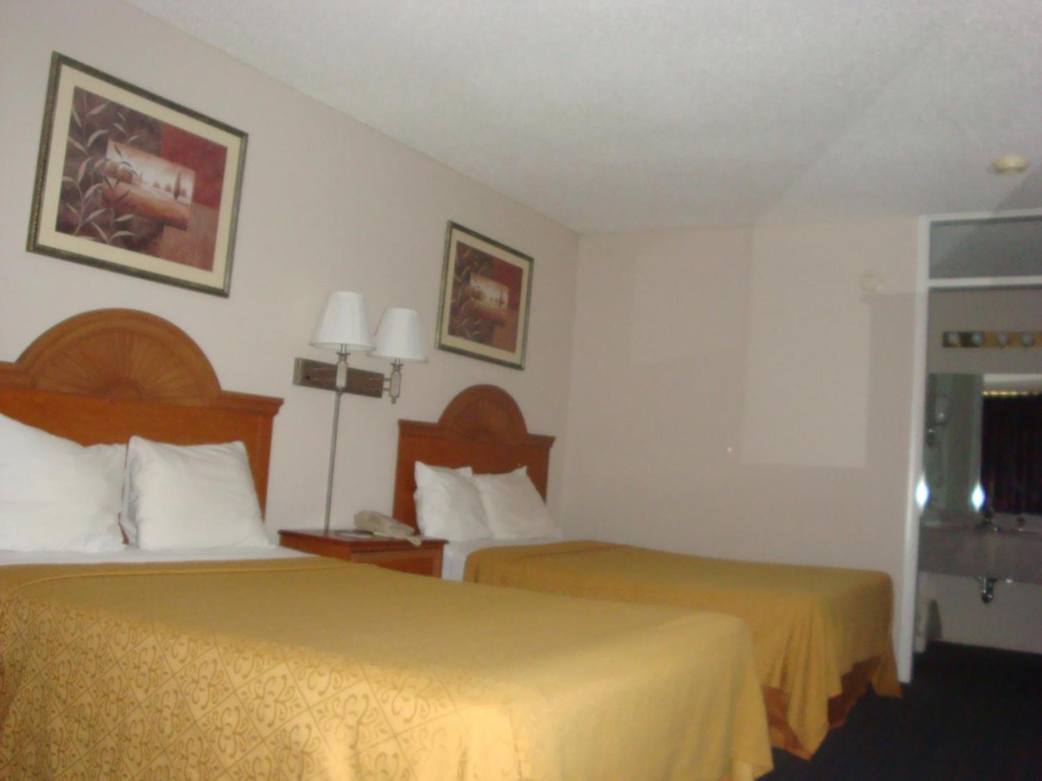 Double Room with Two Double Beds - Non-Smoking - Photo 7