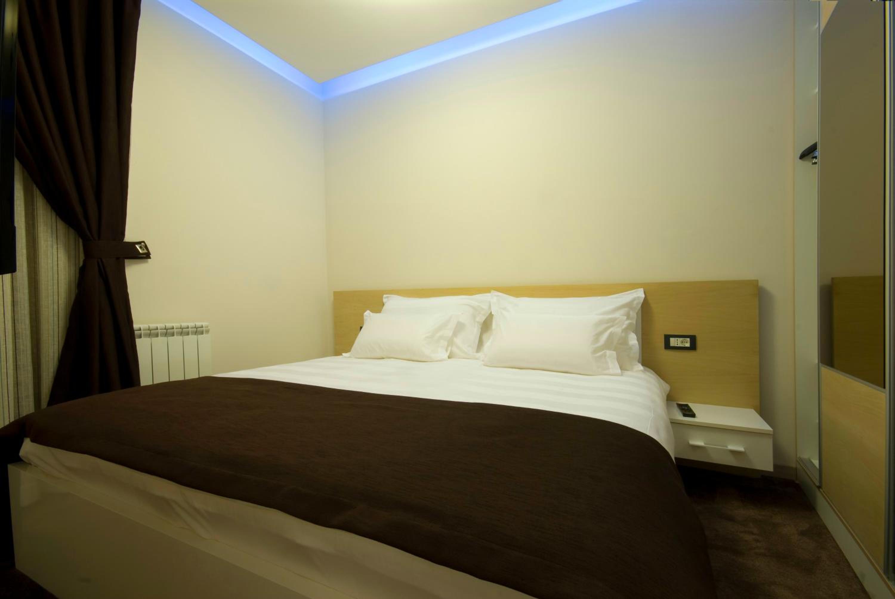 Junior Suite (2 Adults) photo 3