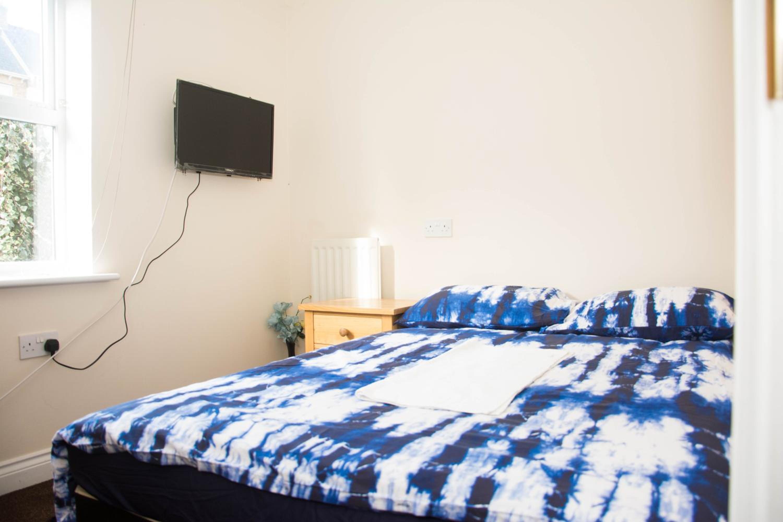Budget Double Room - Photo 1