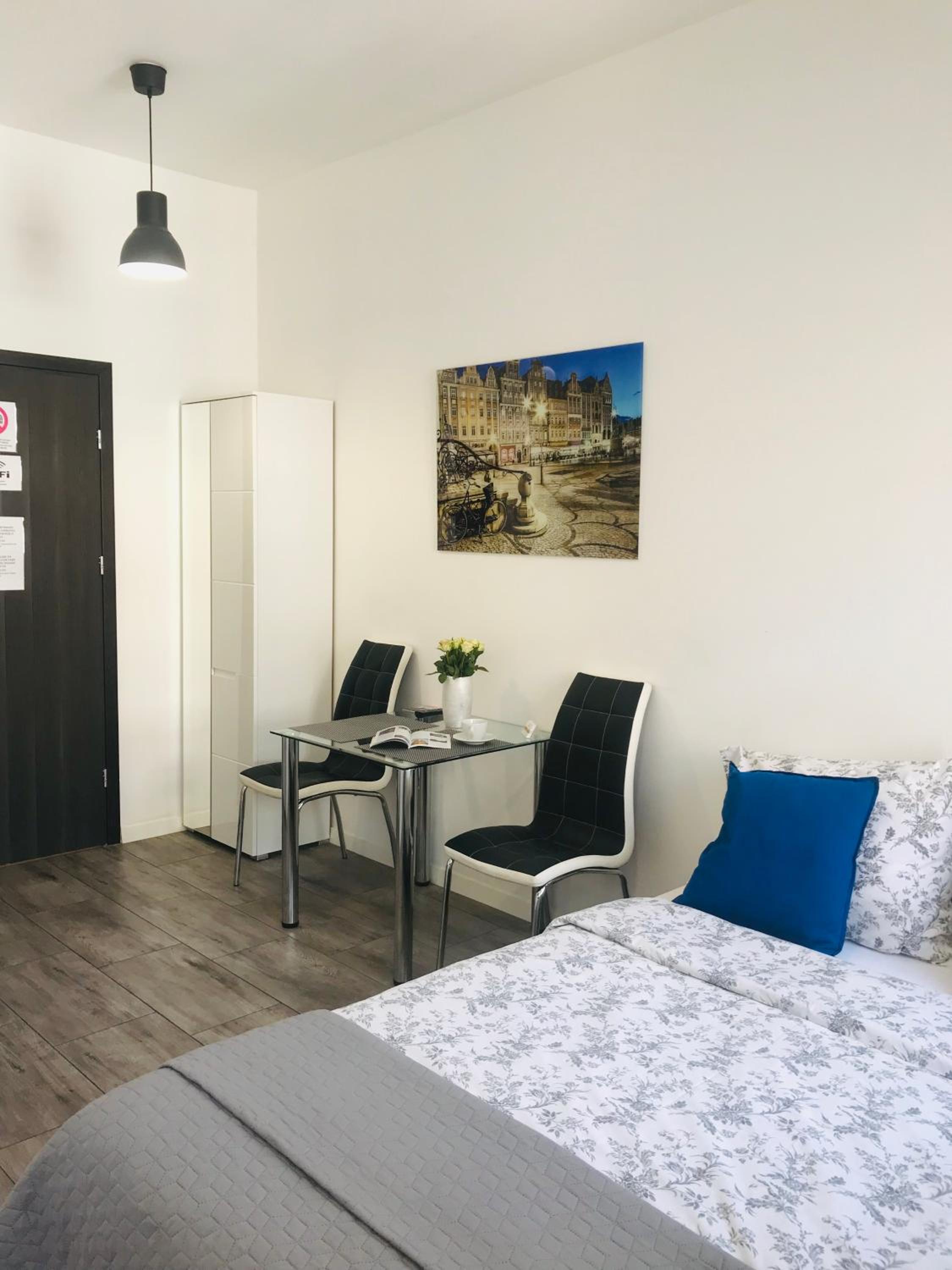 Studio Apartment - Photo 9