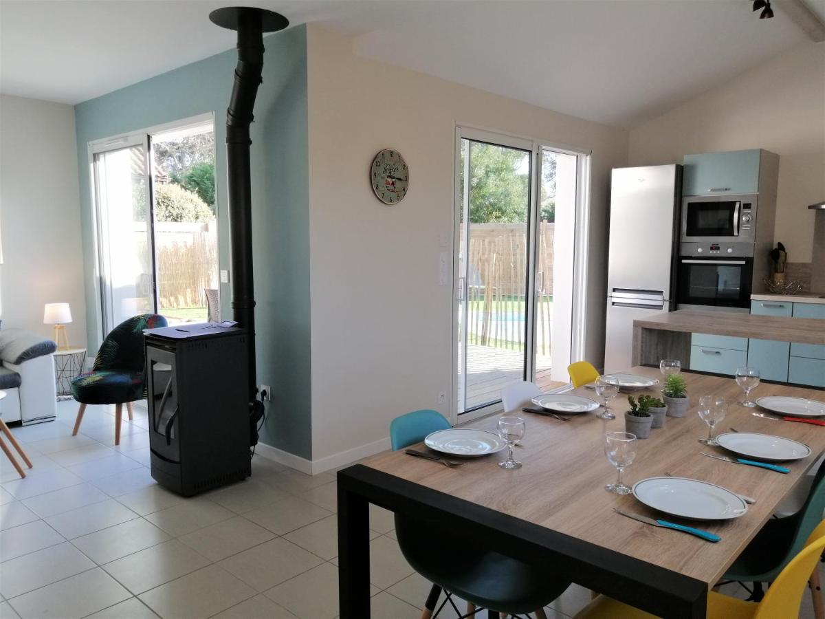 Four-Bedroom House photo 2