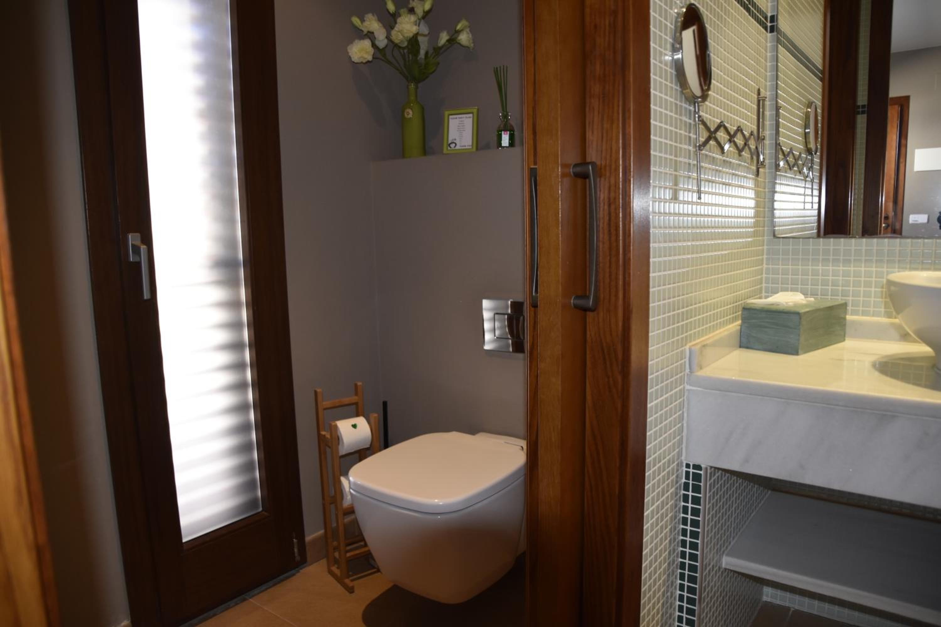 Deluxe Double Room photo 3