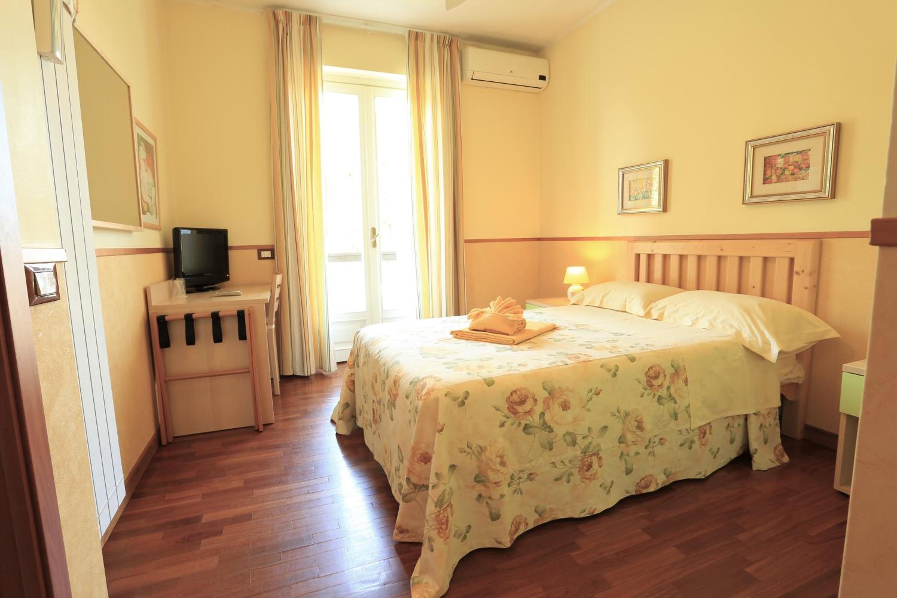 Single Room photo 1