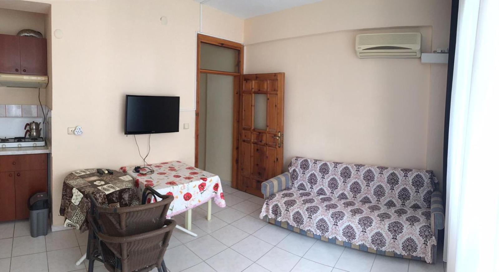 Apartment with Garden View photo 3