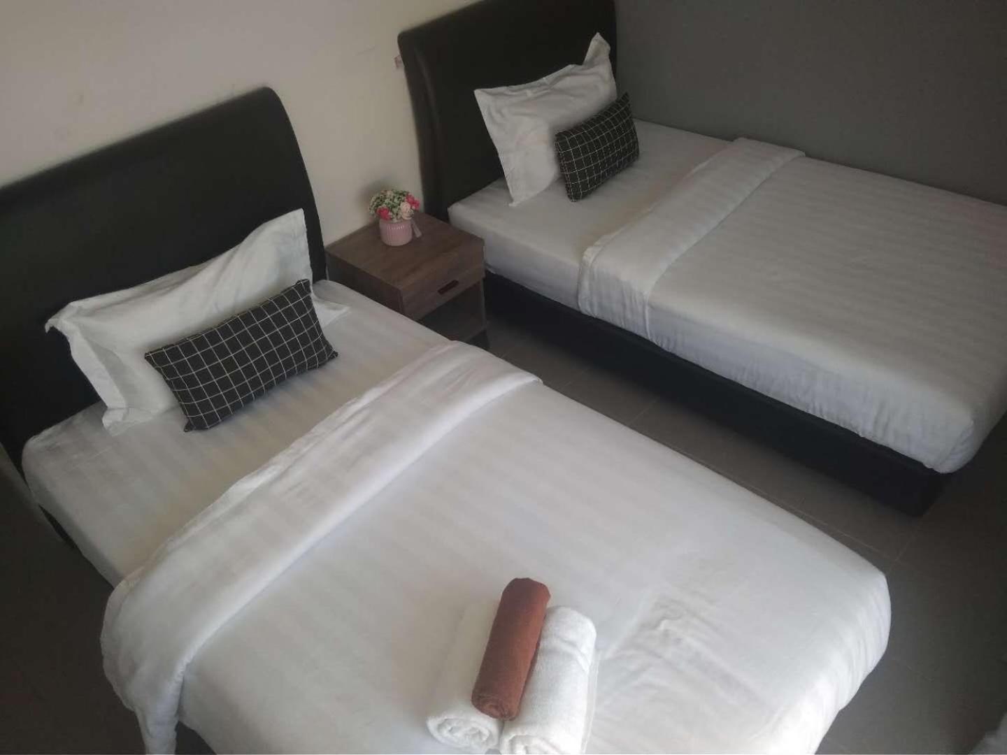 Deluxe Twin Room - Photo 3