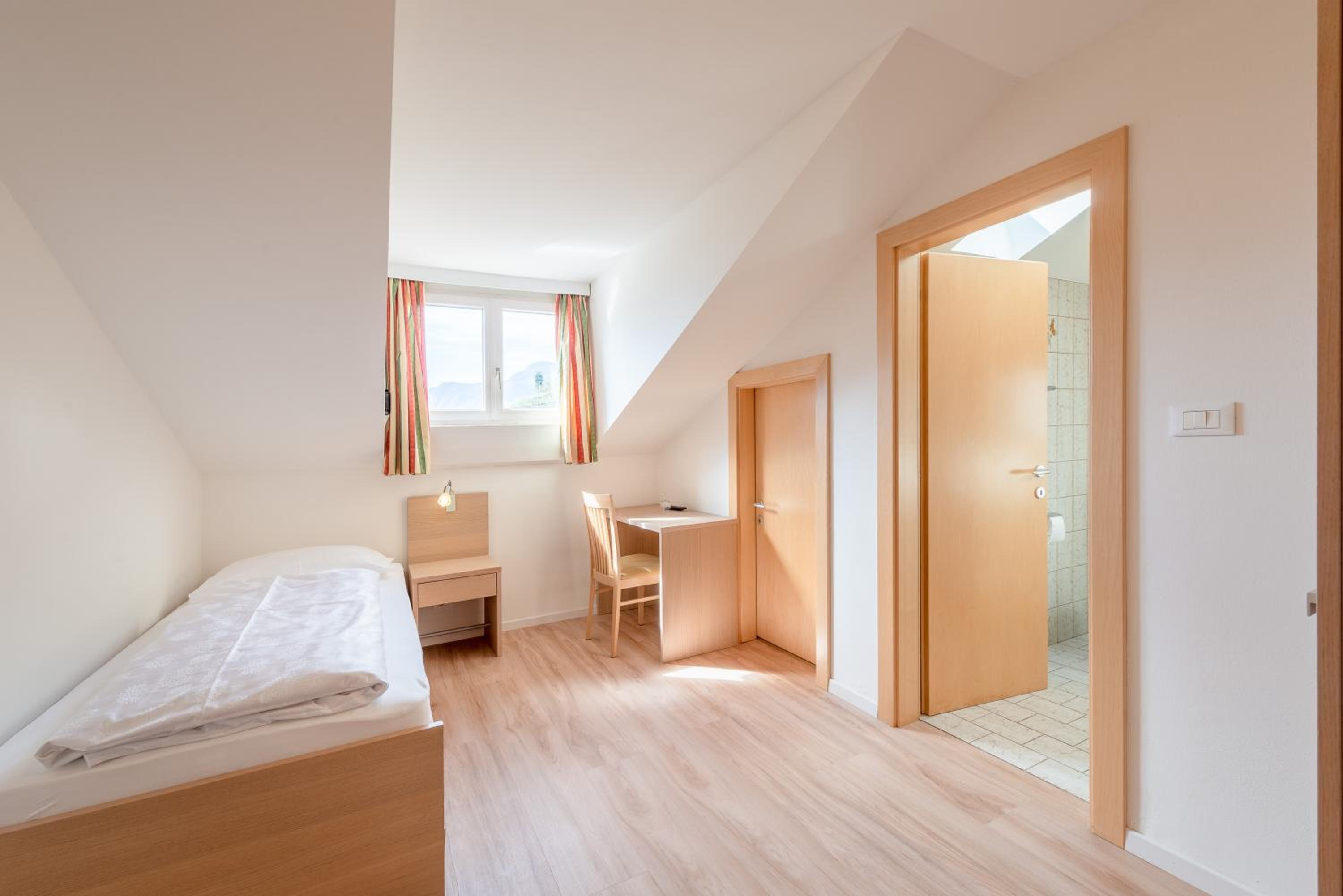 Budget Single Room