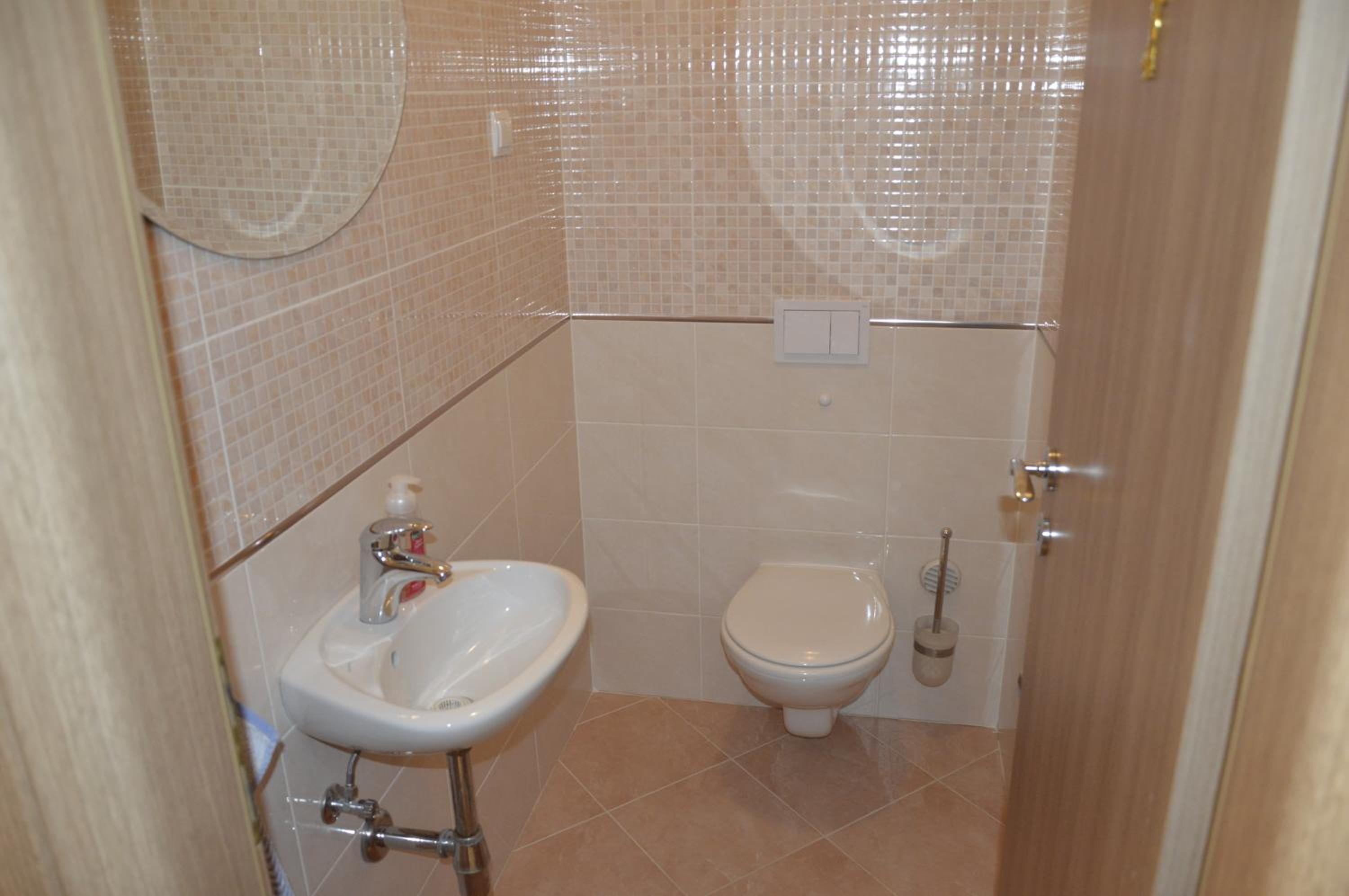 Two-Bedroom Apartment - Photo 32