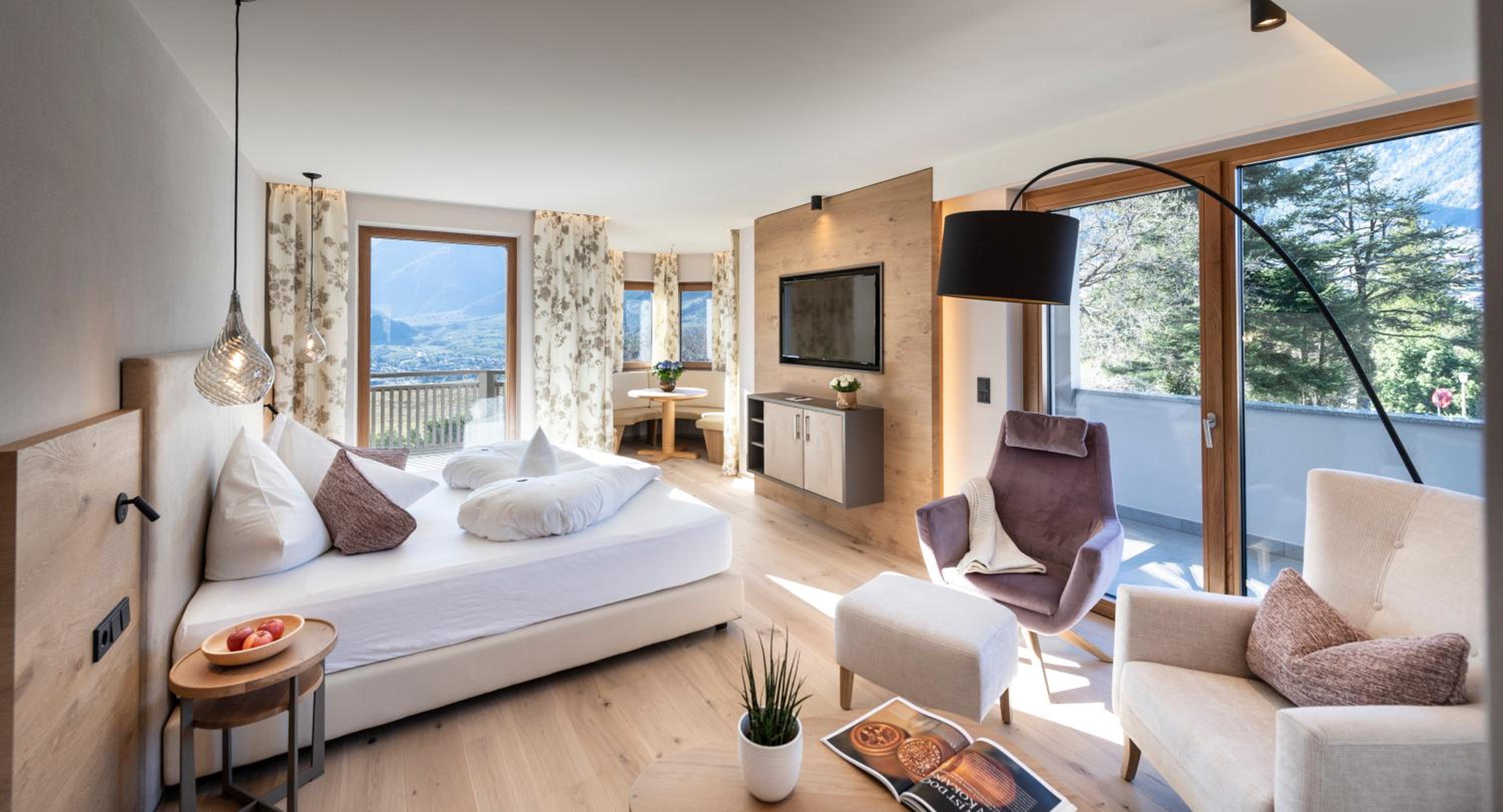 Junior Suite with Balcony