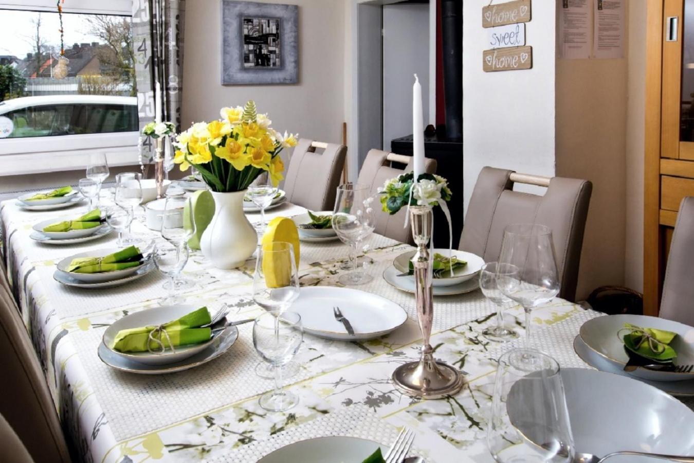 Six-Bedroom Holiday Home photo 3