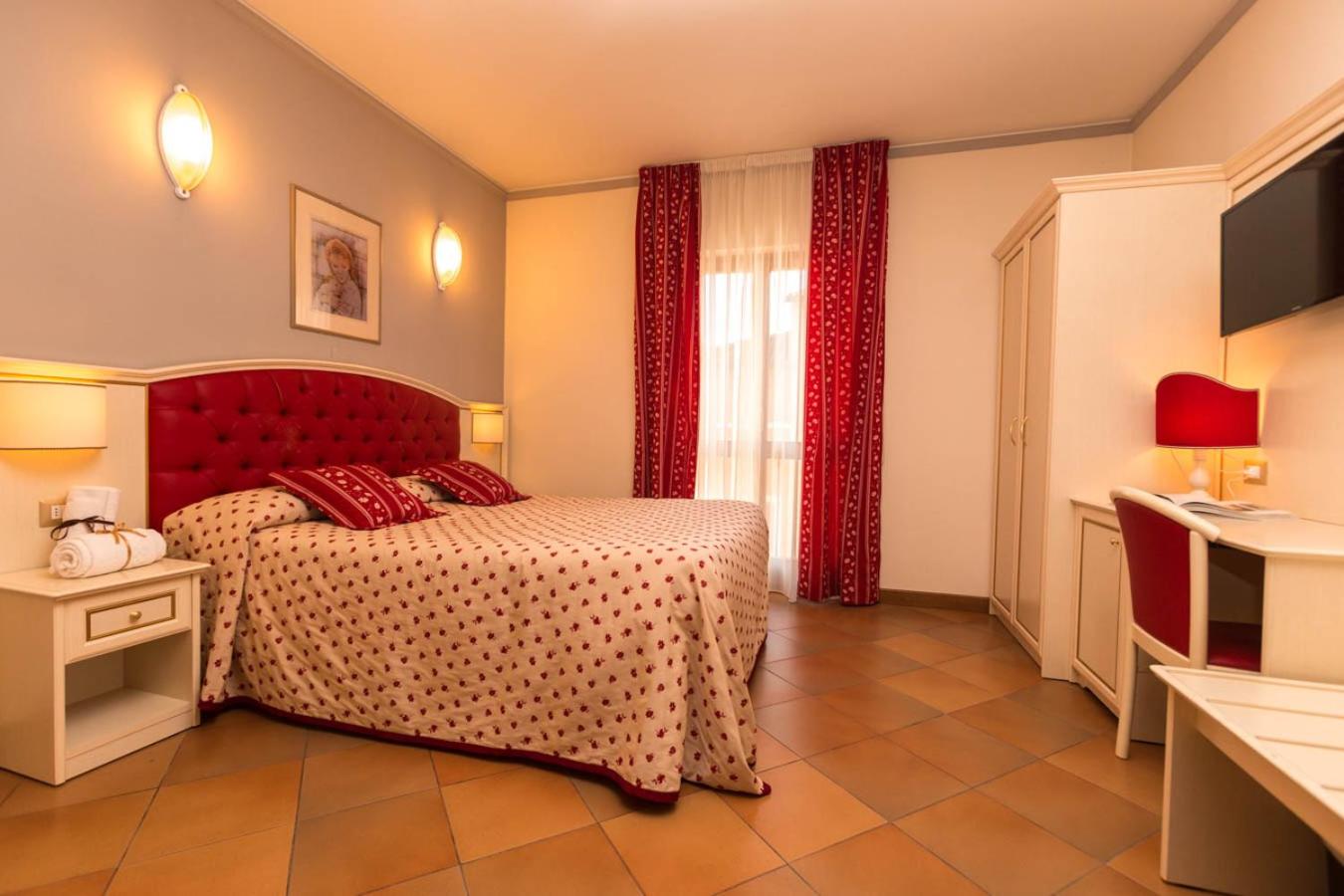 Classic Double or Twin Room
