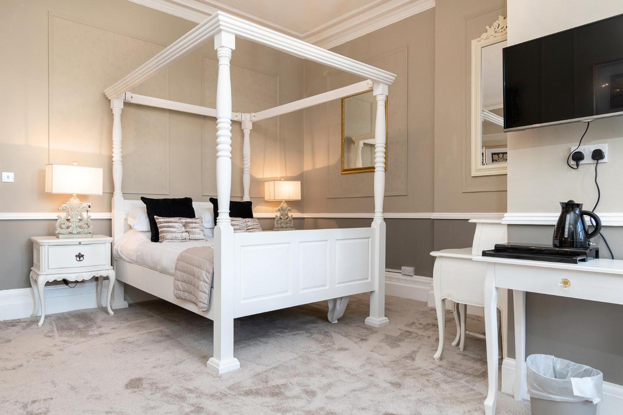 Superior King Room photo 3