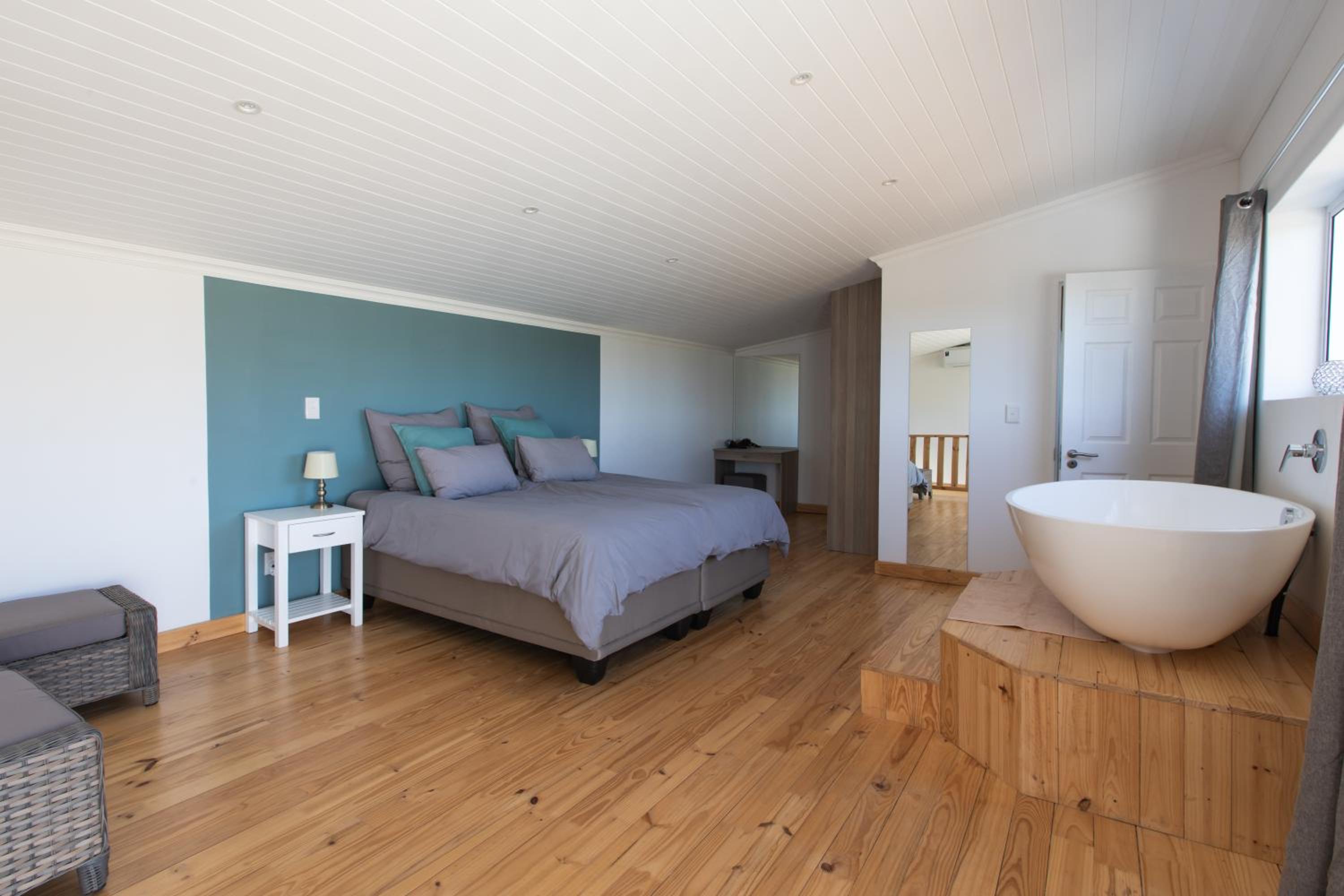 Bungalow photo 2
