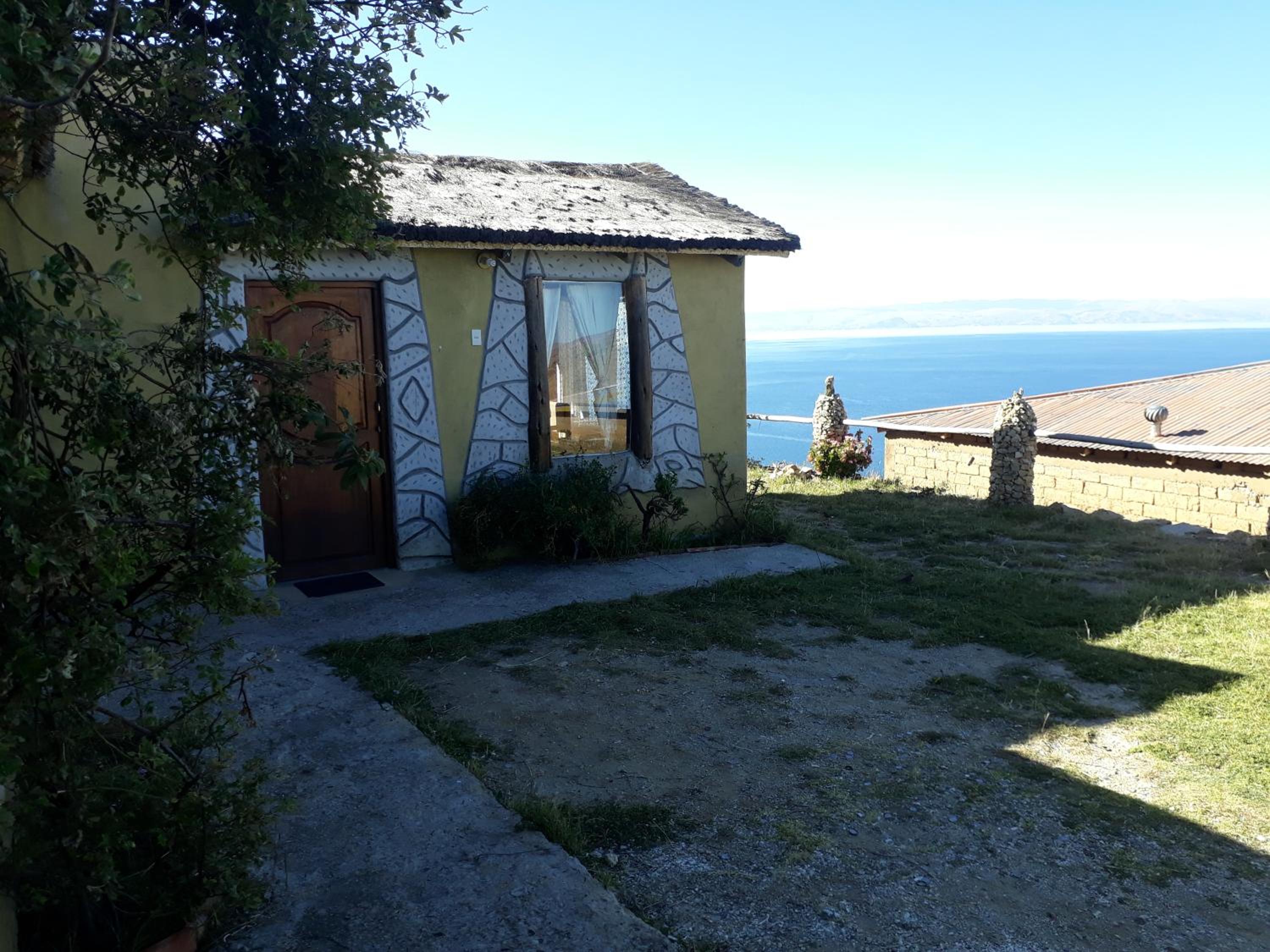 Twin Room With Private Bathroom And Lake View photo 3