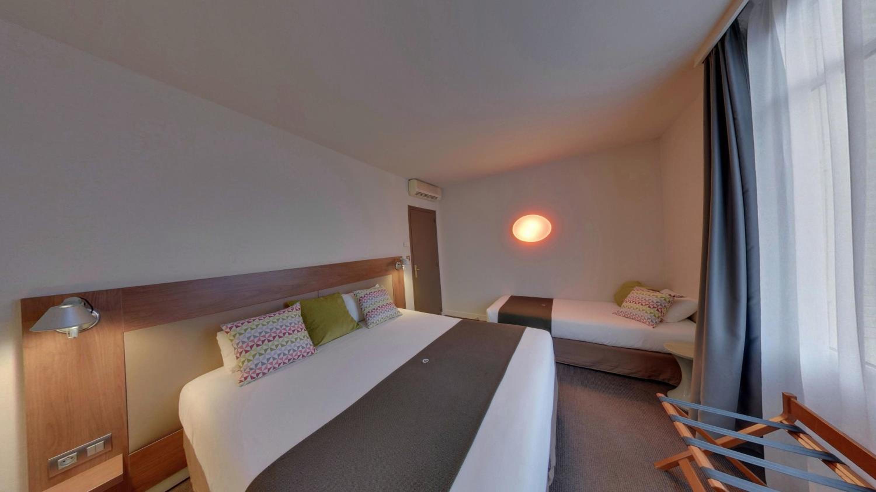 Standard Triple Room - Photo 1