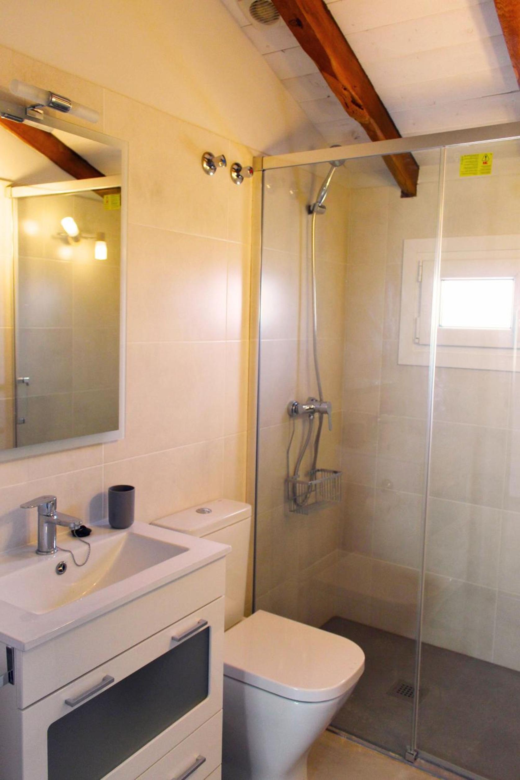 Two-Bedroom Apartment - Photo 4