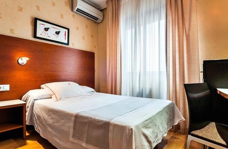 Twin Room (1 Adult) - Photo 5