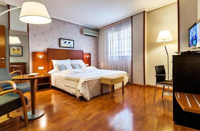 Twin Room (1 Adult) - Photo 3