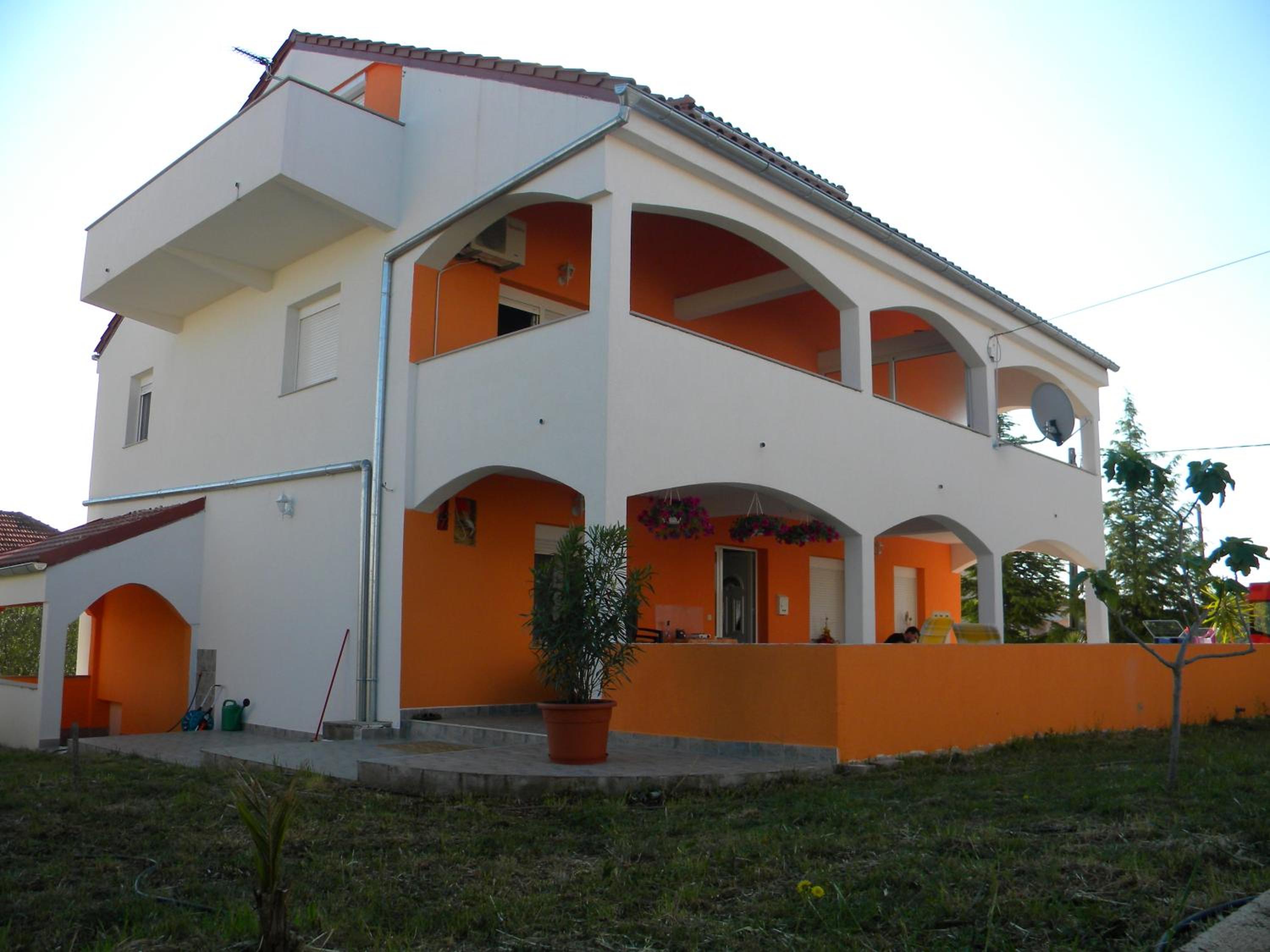 Apartment with Garden View - Photo 14
