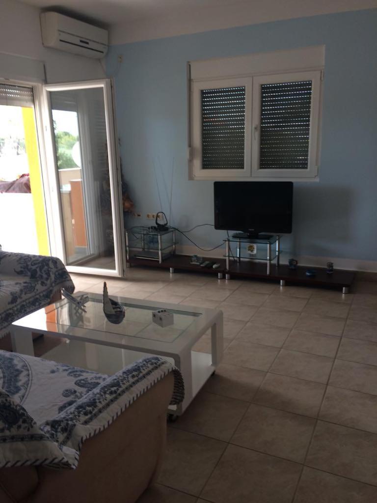 Apartment with Garden View - Photo 8