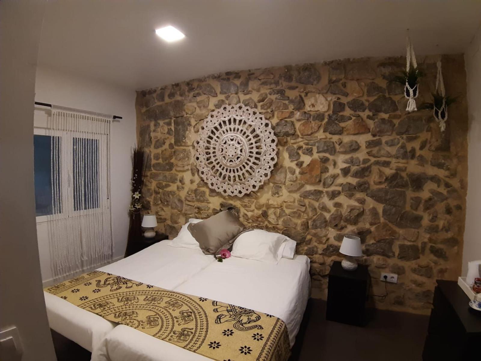 Budget Double Room photo 3
