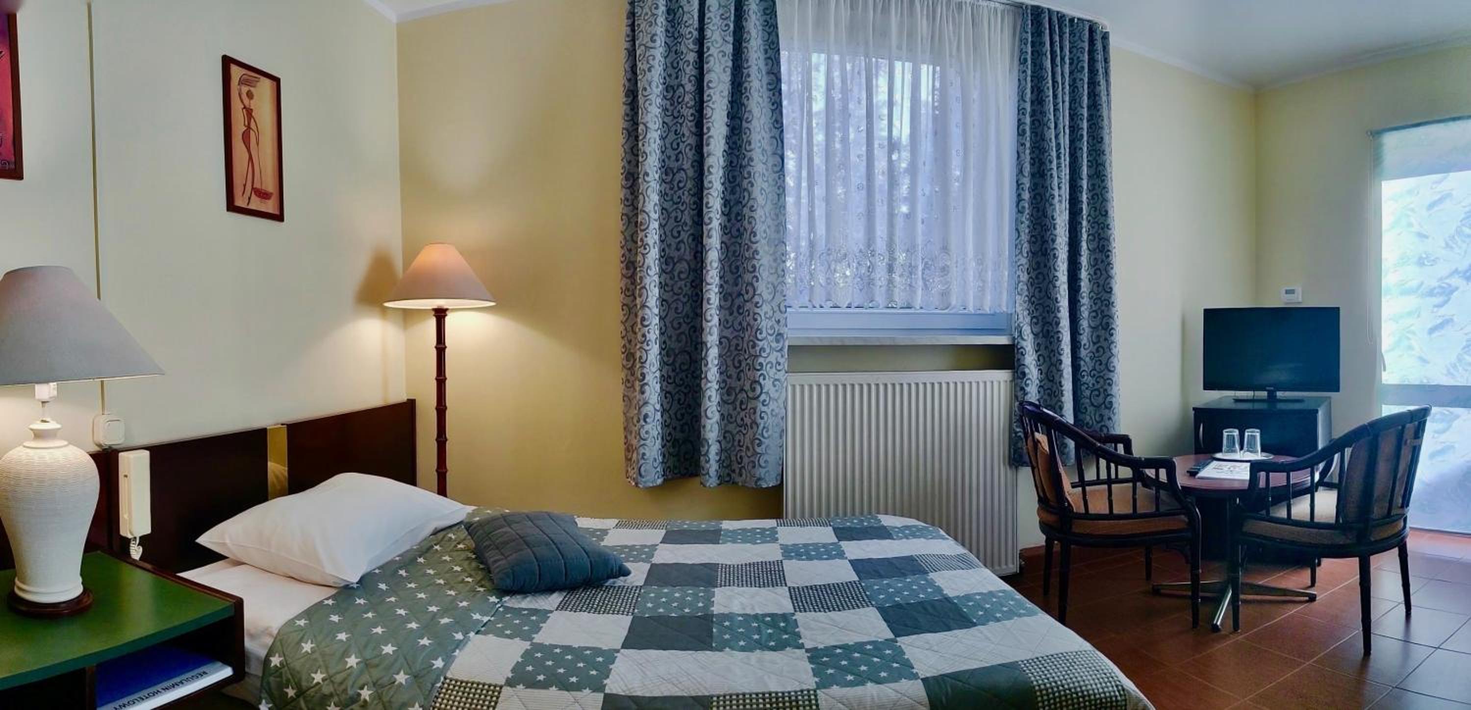 Double Room - Disability Access photo 2