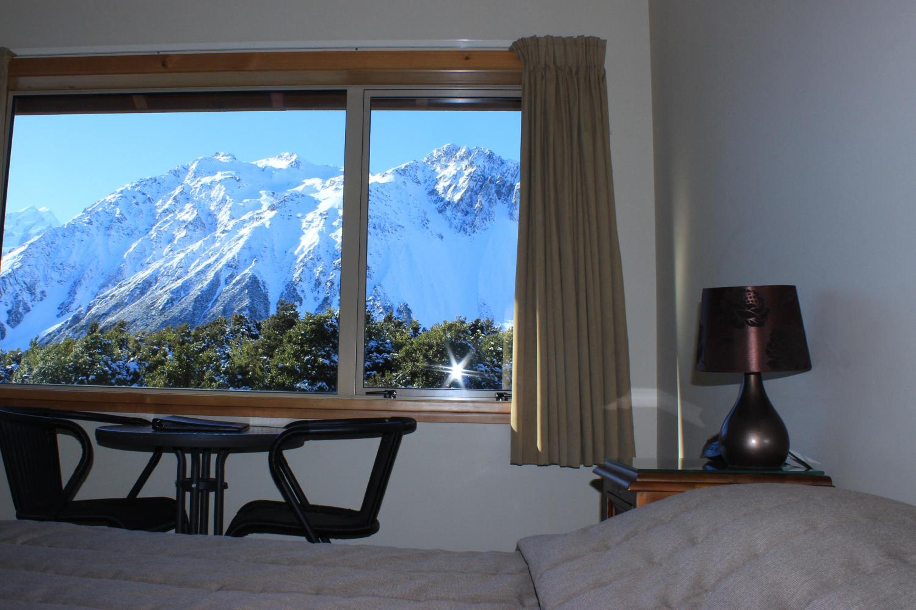Double or Twin Room with Mountain View - Top Floor photo 3