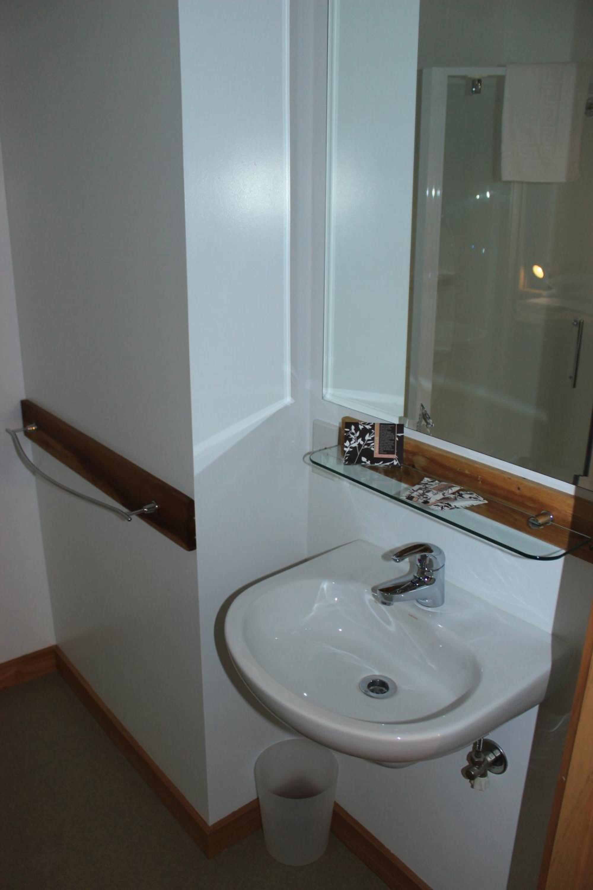 Double Room - Photo 3