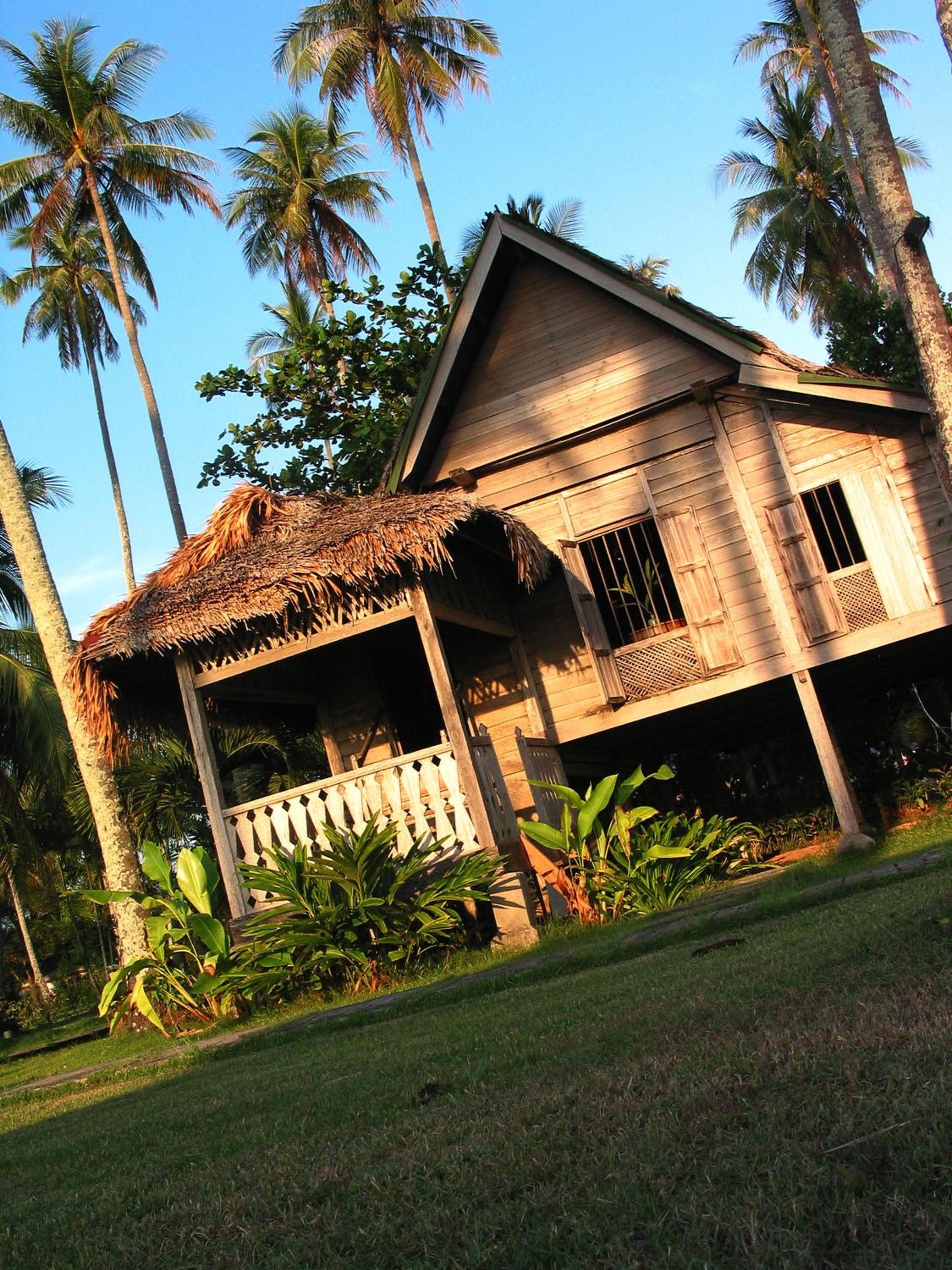 White Frangipani Villa with Sundeck photo 1